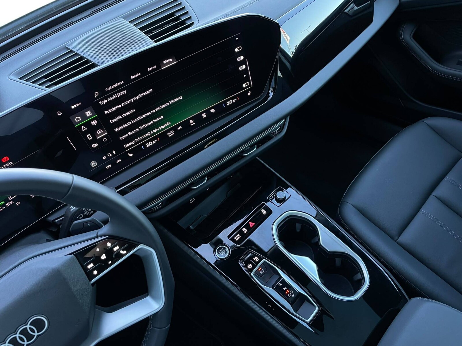 Audi A6 Avant - zdjęcie 33