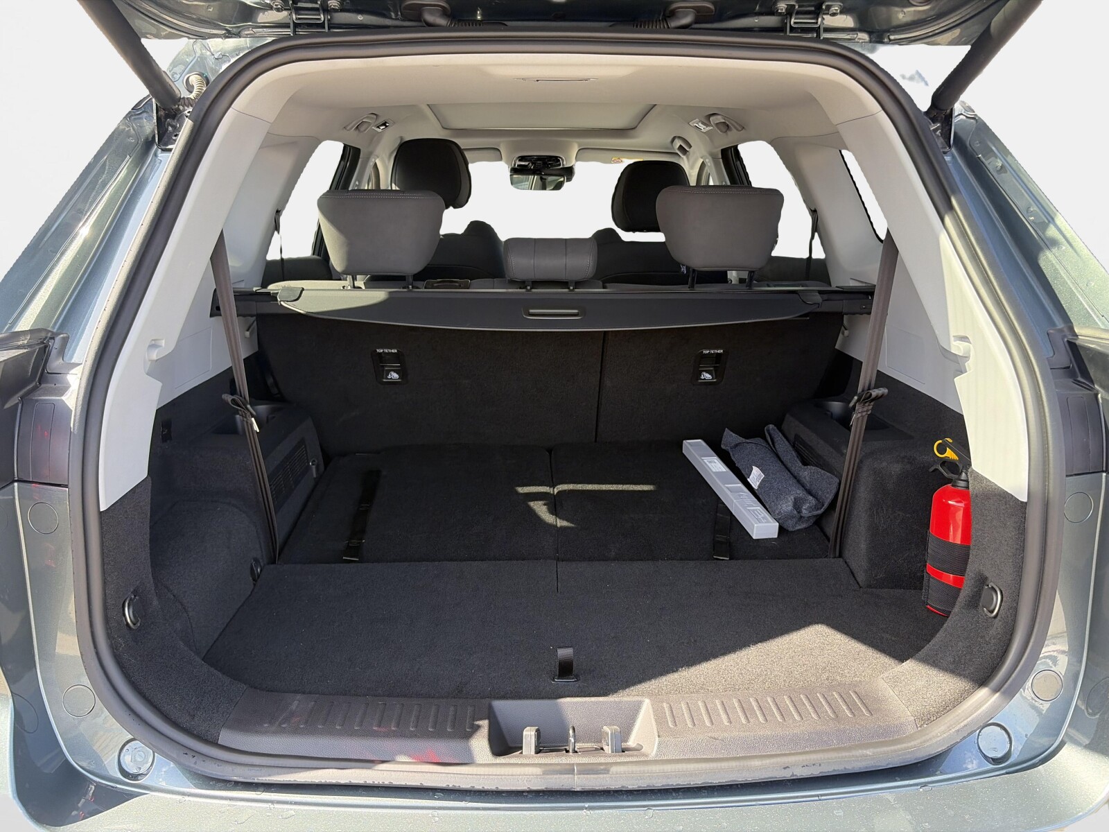 Chery Tiggo 8 PHEV - zdjęcie 17