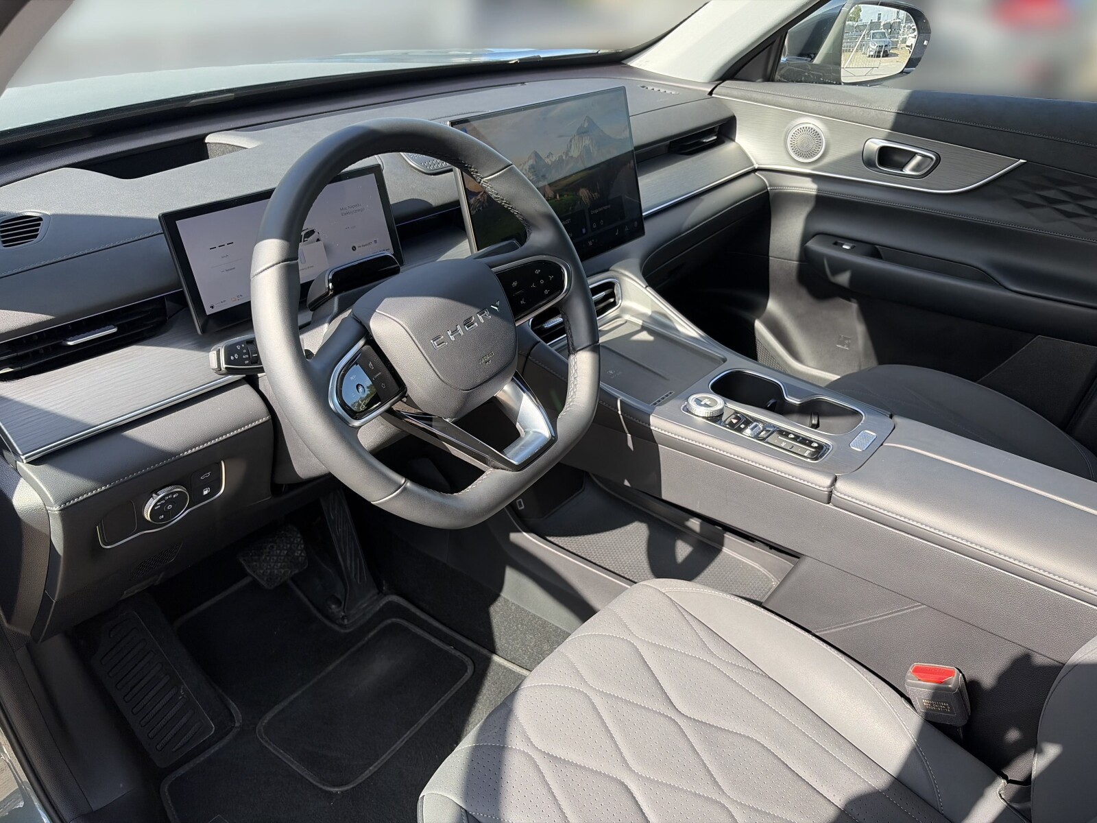 Chery Tiggo 8 PHEV - zdjęcie 9