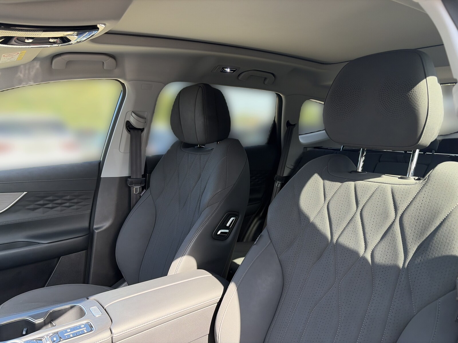 Chery Tiggo 8 PHEV - zdjęcie 11