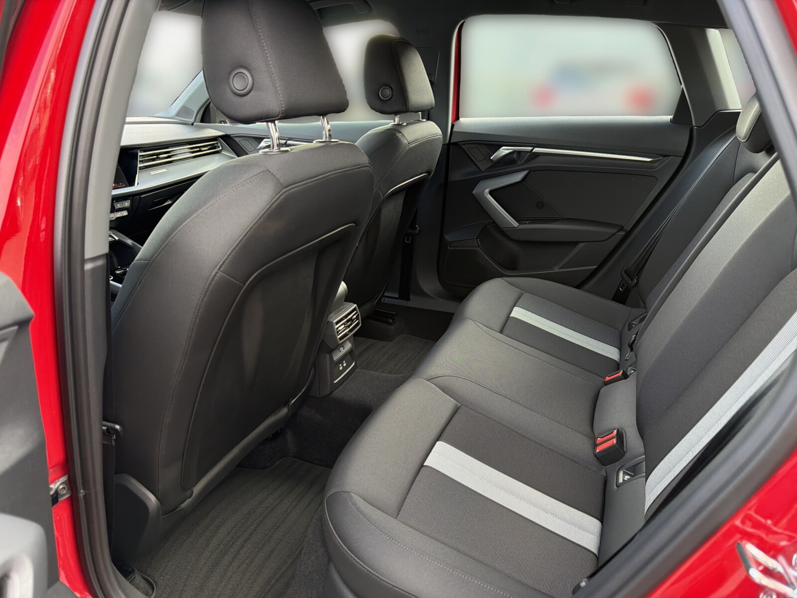 Audi A3 allstreet - zdjęcie 14