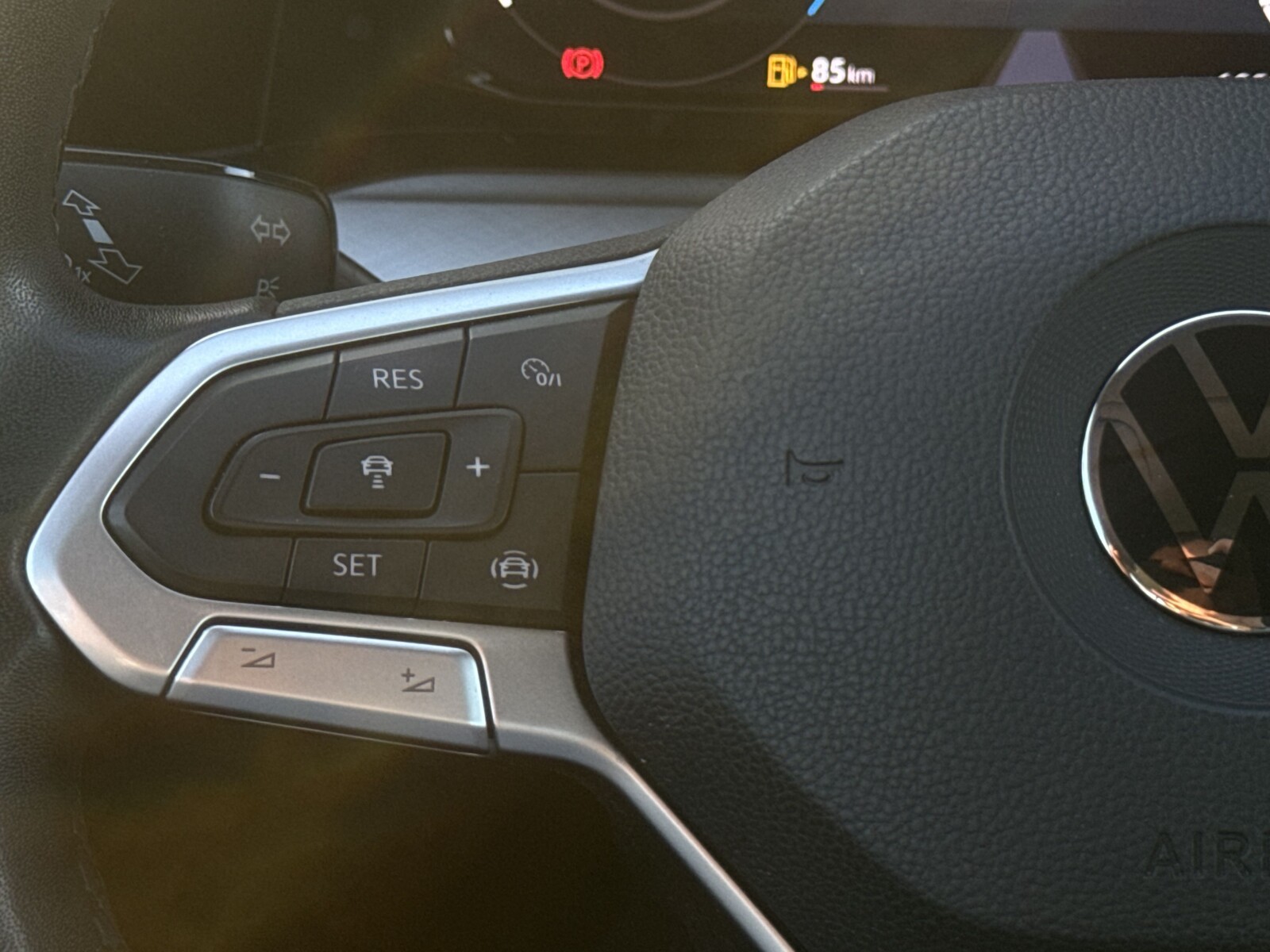 Volkswagen Golf - zdjęcie 15