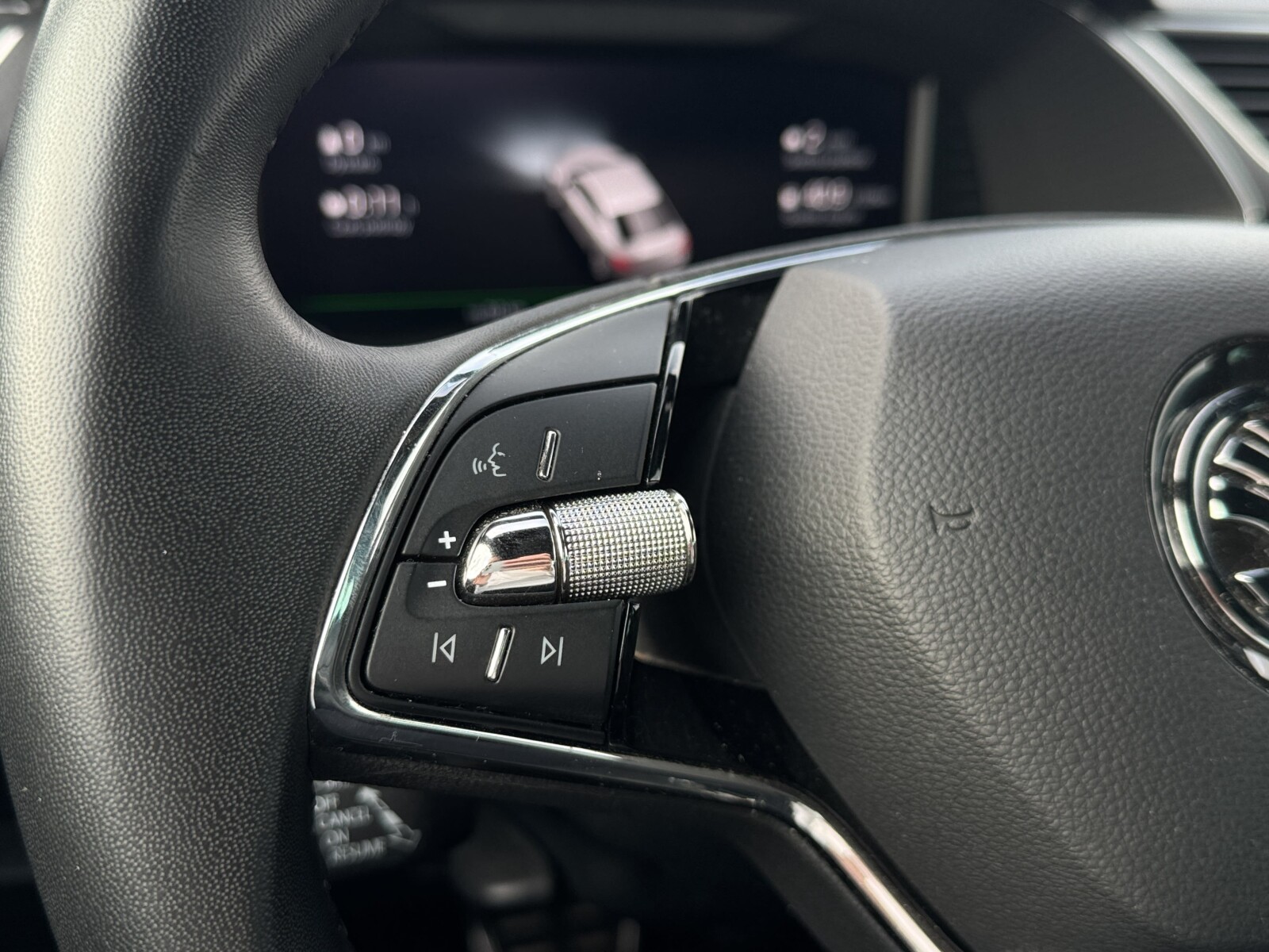 Škoda Superb - zdjęcie 14