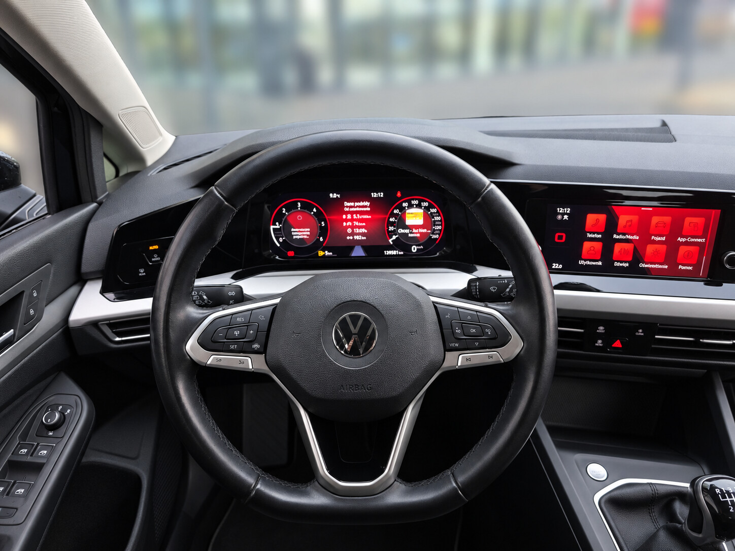 Volkswagen Golf - zdjęcie 12