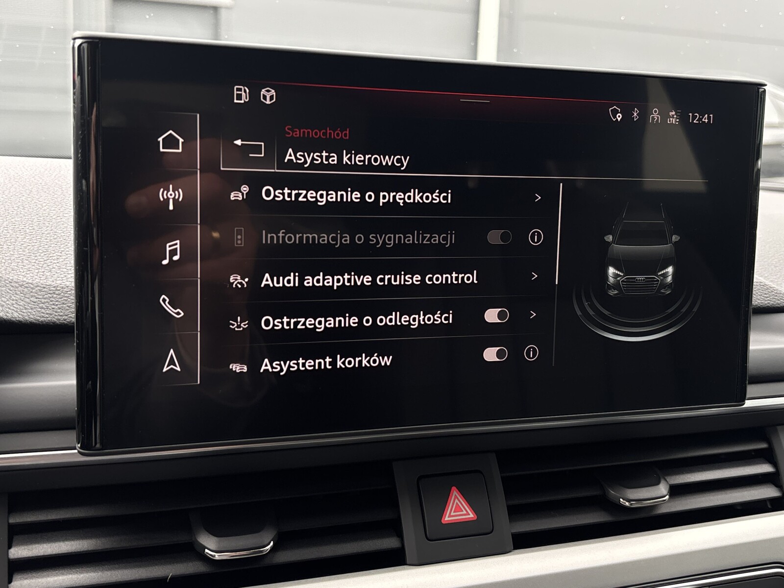 Audi A4 Avant - zdjęcie 24