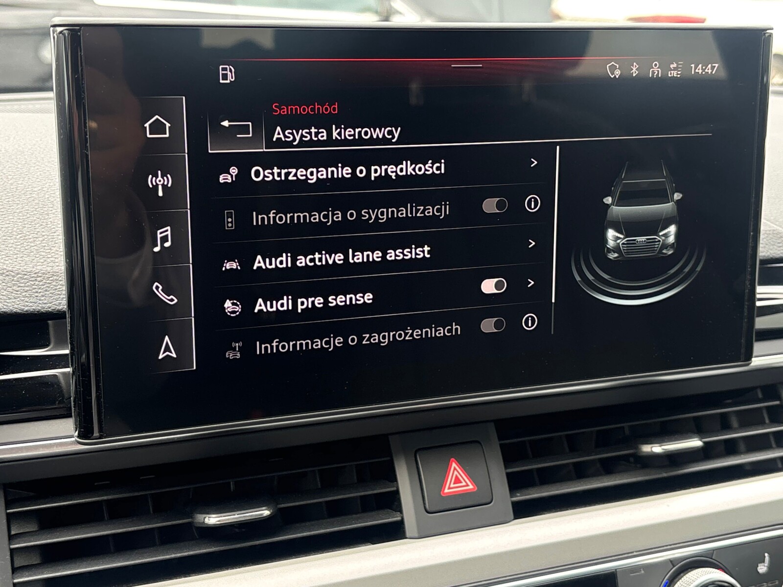 Audi A4 Avant - zdjęcie 22