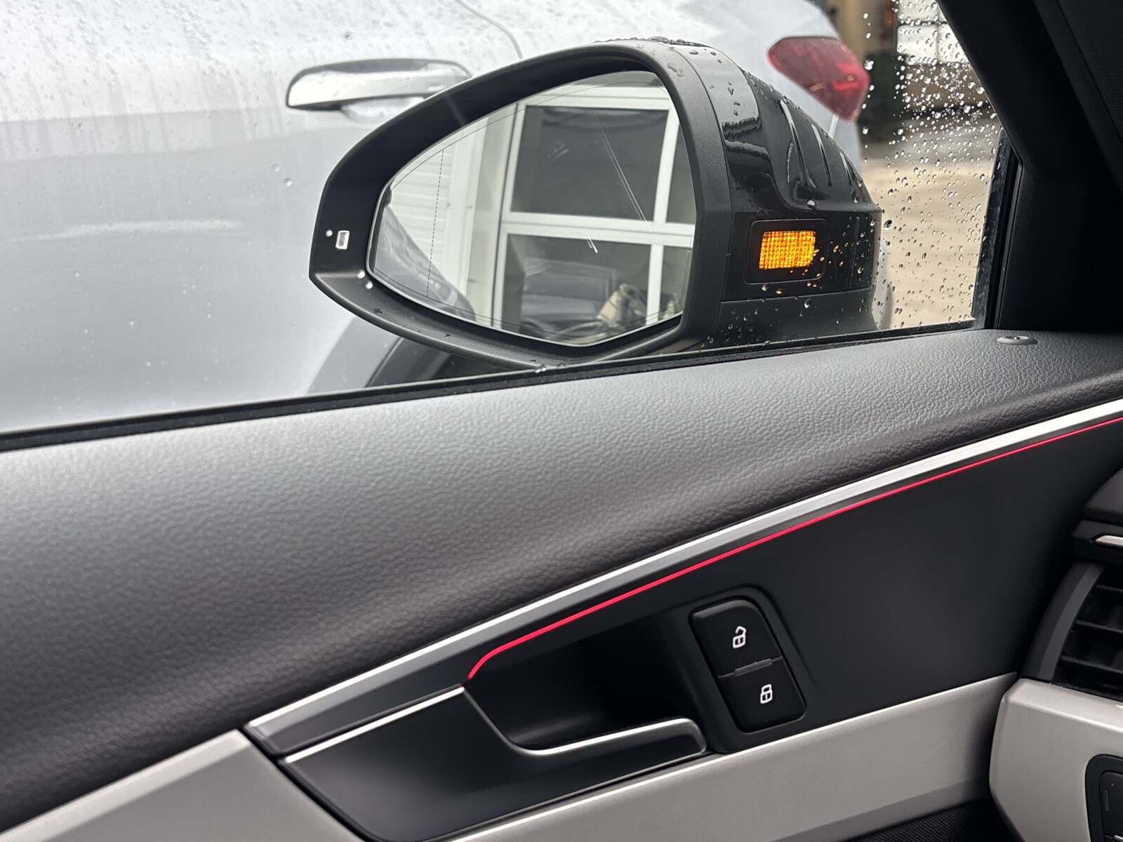Audi A4 Avant - zdjęcie 29