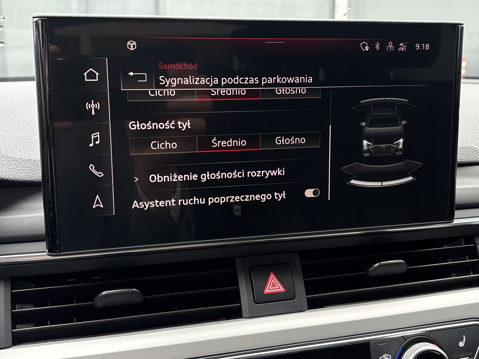 Audi A4 Avant - zdjęcie 25