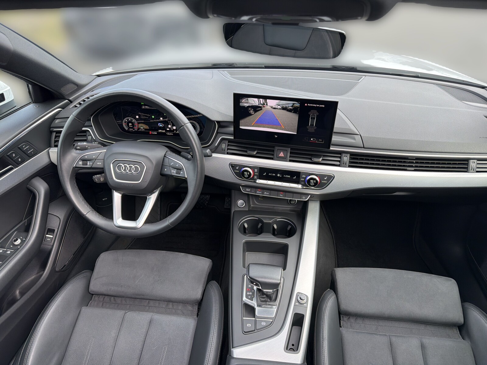 Audi A4 Limousine - zdjęcie 20