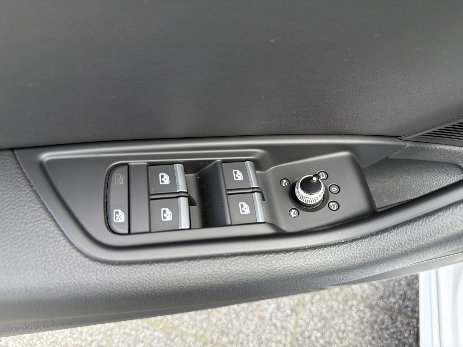 Audi A4 Limousine - zdjęcie 31