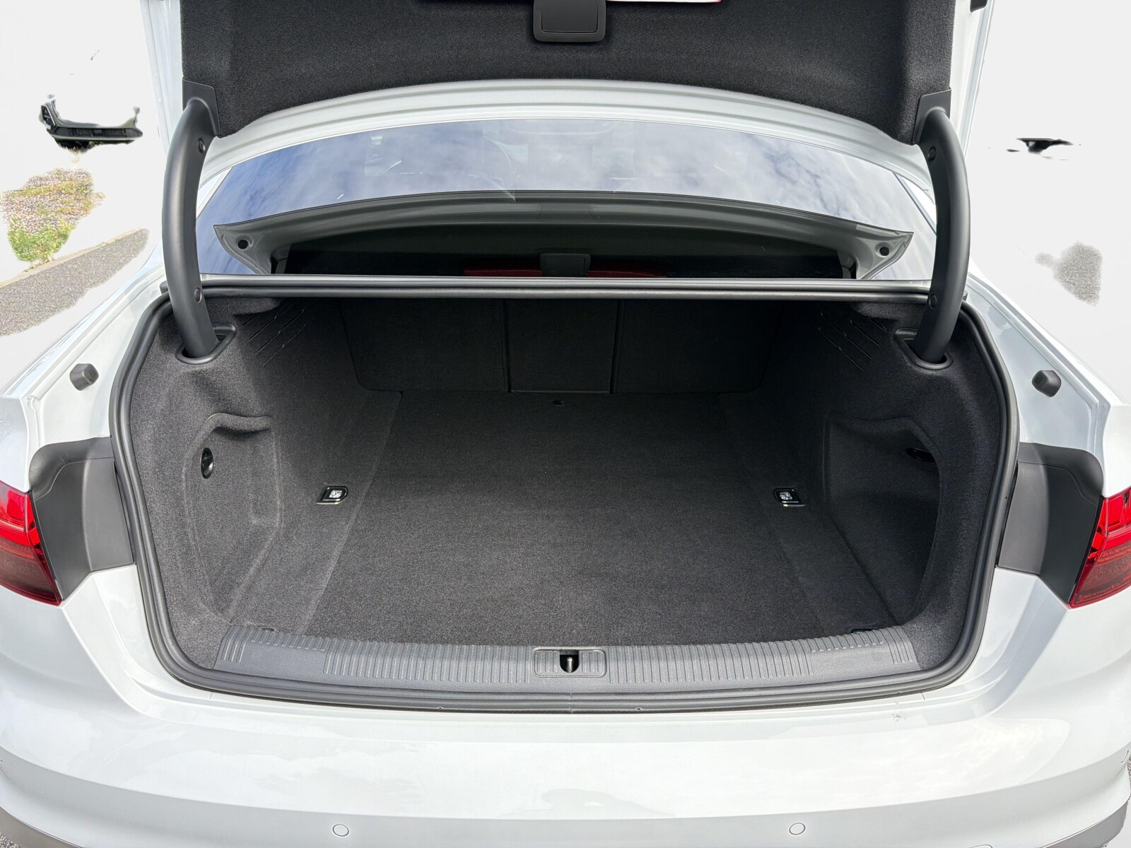 Audi A4 Limousine - zdjęcie 35