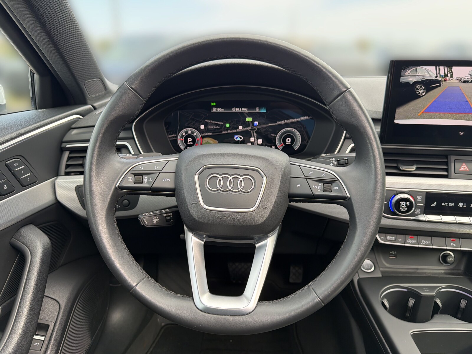 Audi A4 Limousine - zdjęcie 23