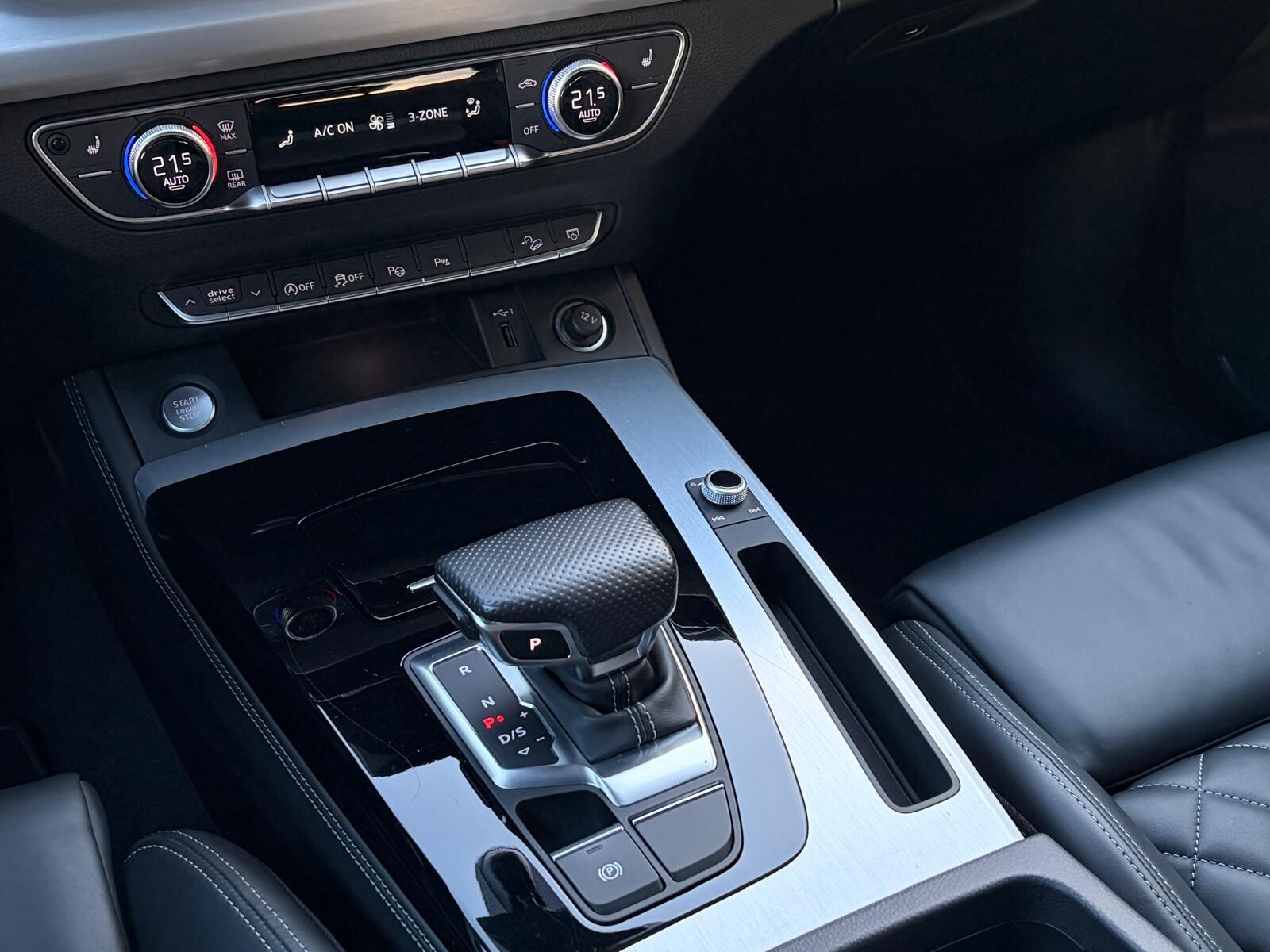 Audi Q5 - zdjęcie 27