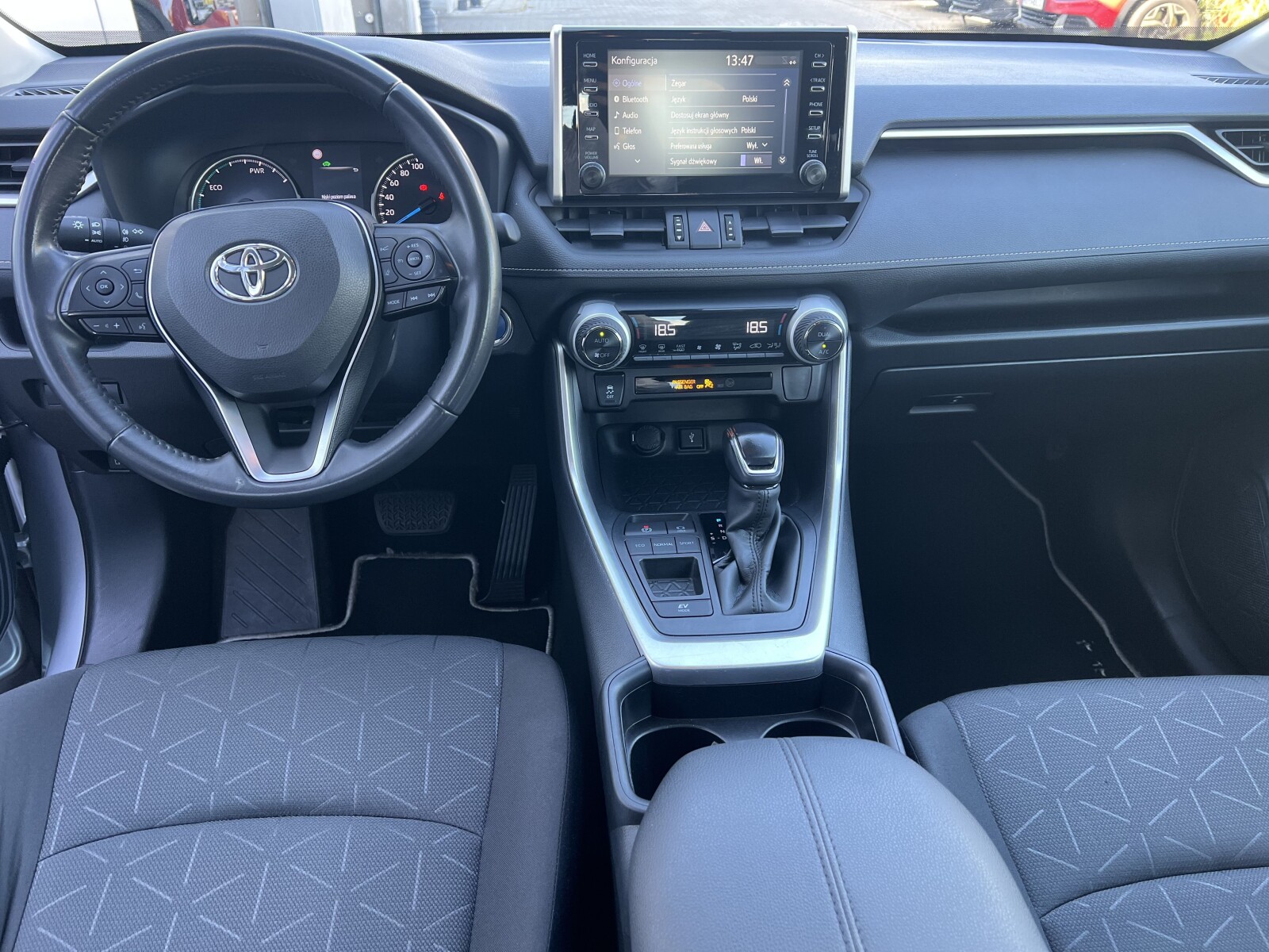 Toyota RAV 4 - zdjęcie 10