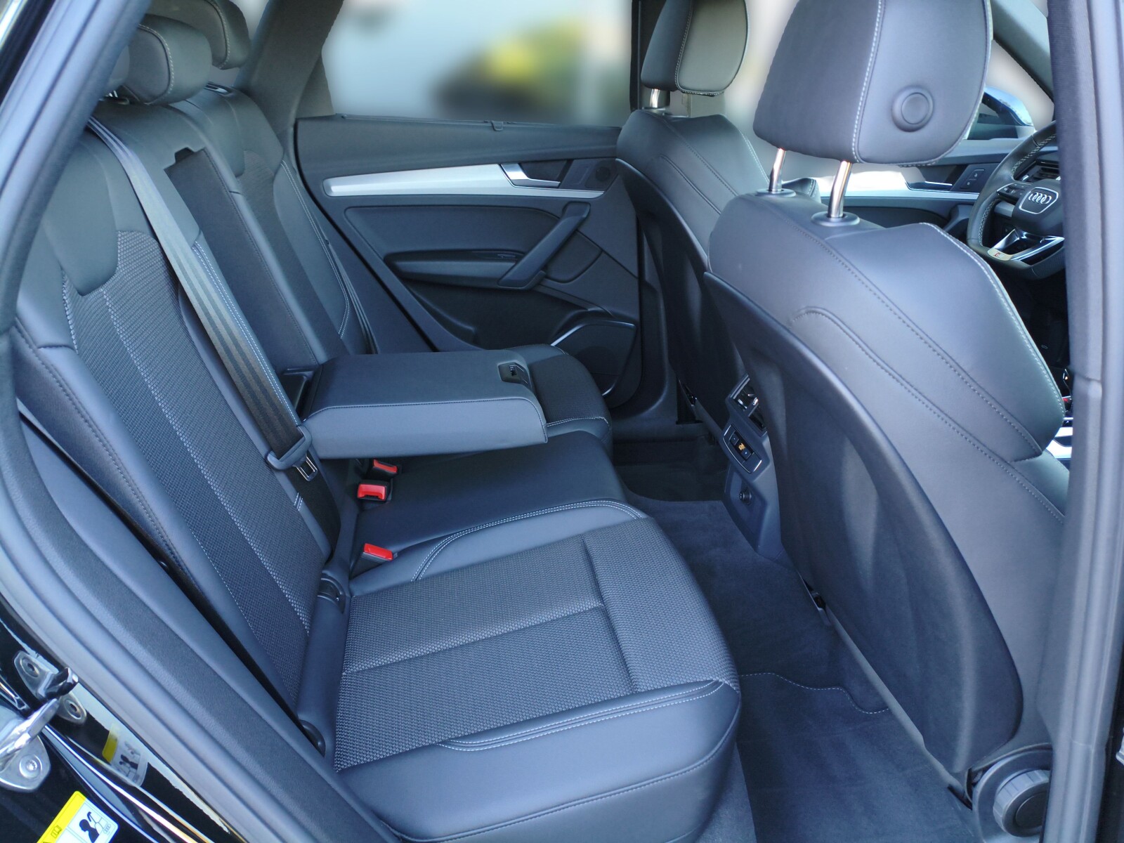 Audi Q5 - zdjęcie 11