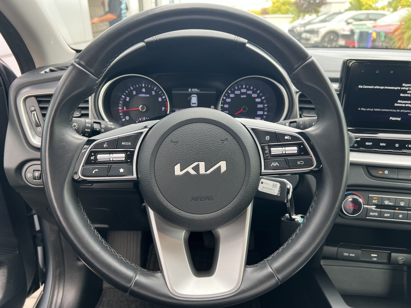 Kia Ceed - zdjęcie 18