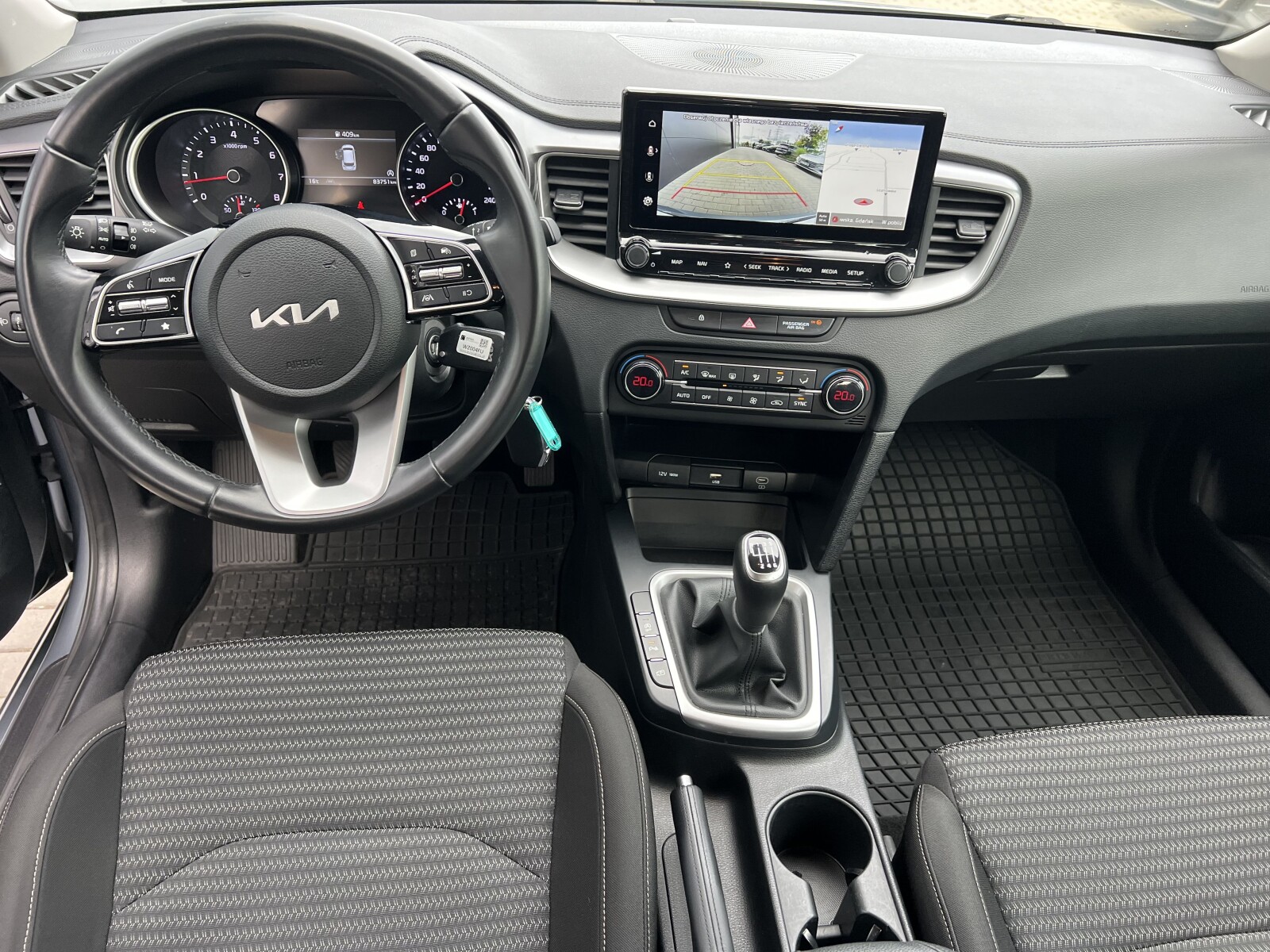 Kia Ceed - zdjęcie 10
