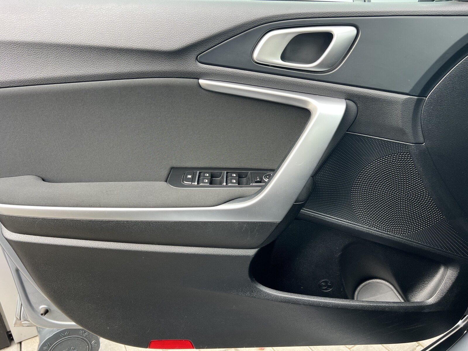 Kia Ceed - zdjęcie 16