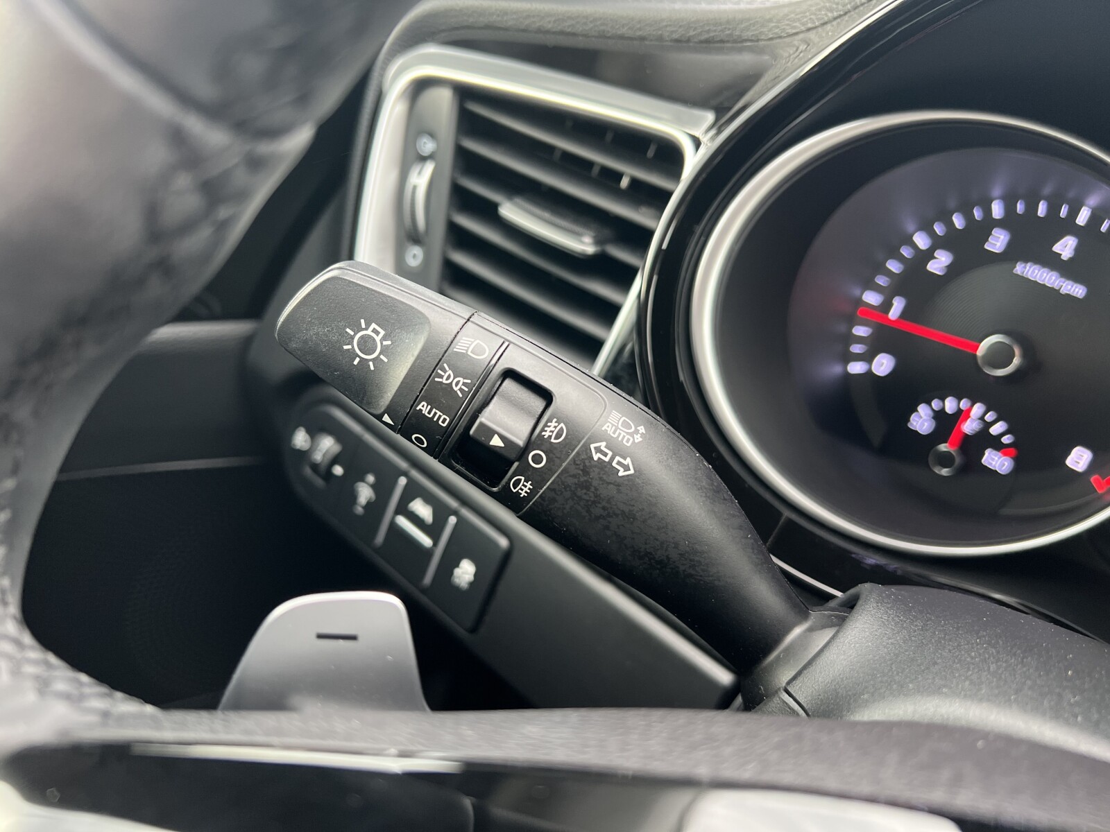 Kia Ceed - zdjęcie 13