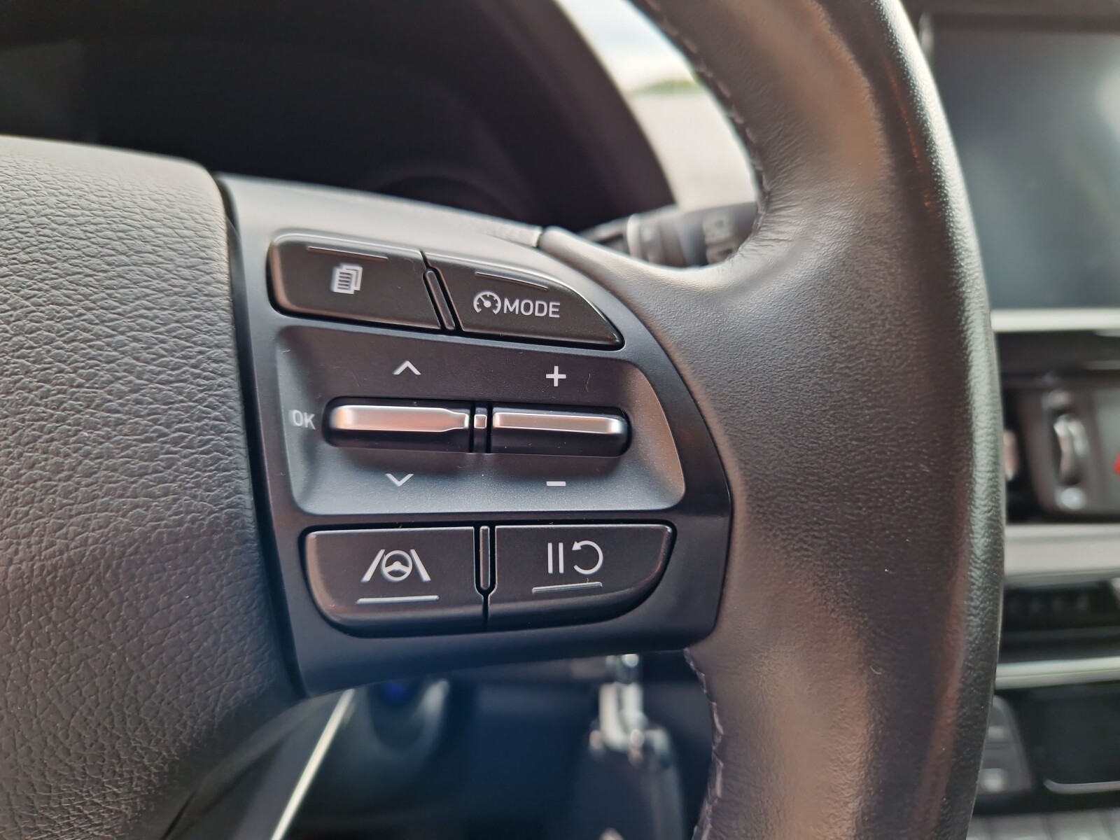 Hyundai i30 - zdjęcie 19