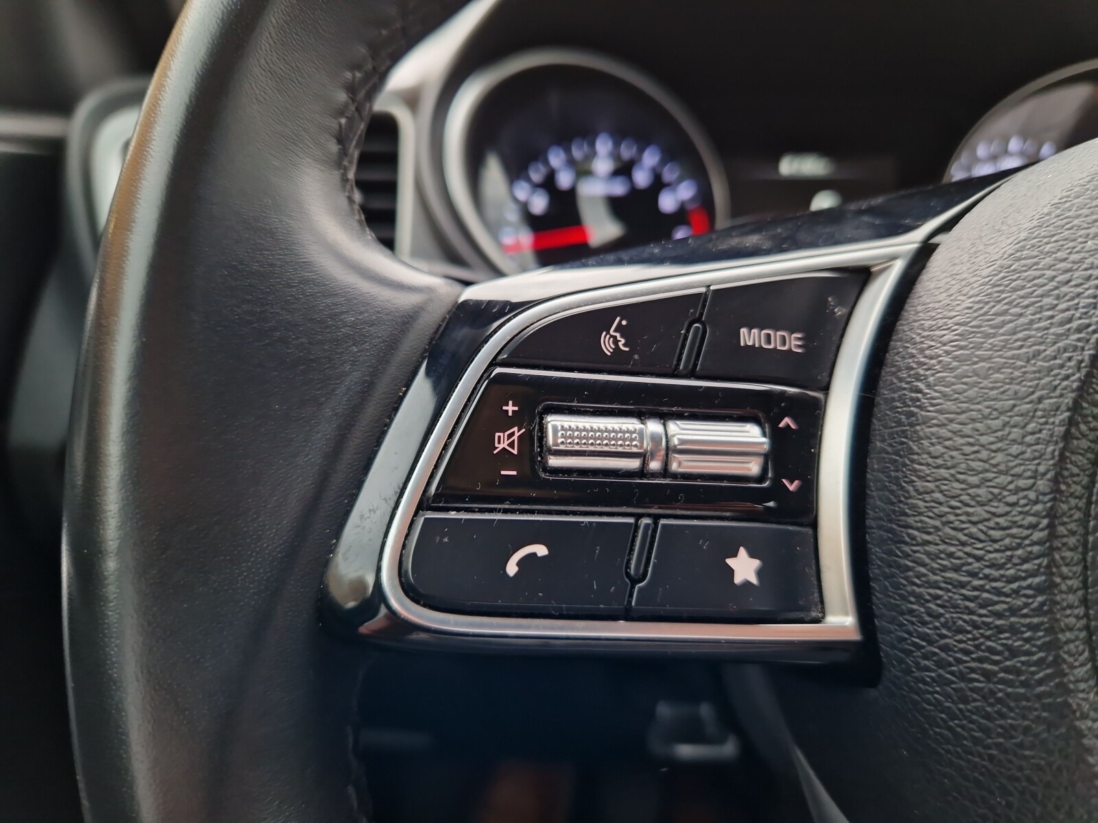 Kia Ceed - zdjęcie 15