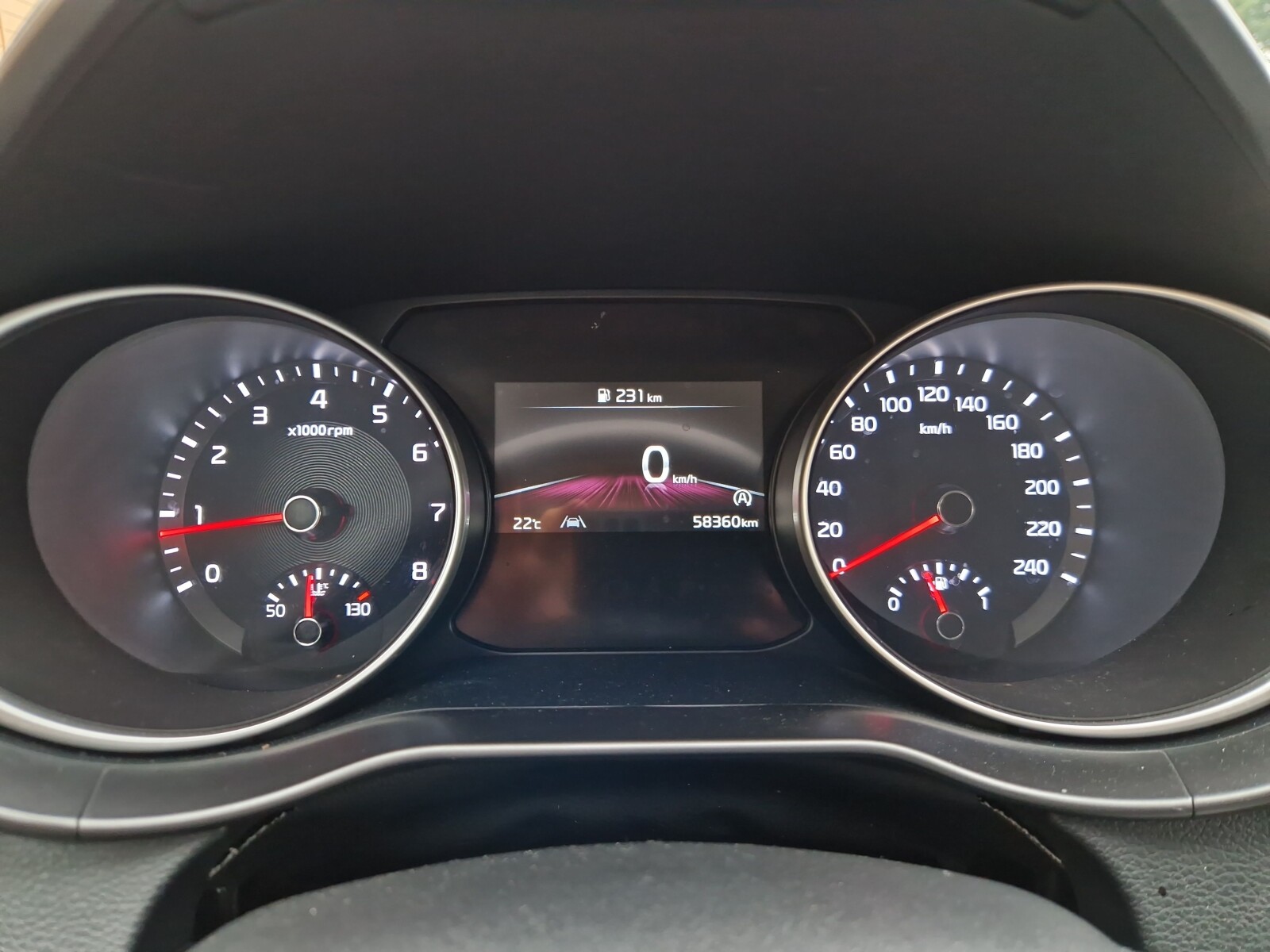 Kia Ceed - zdjęcie 20