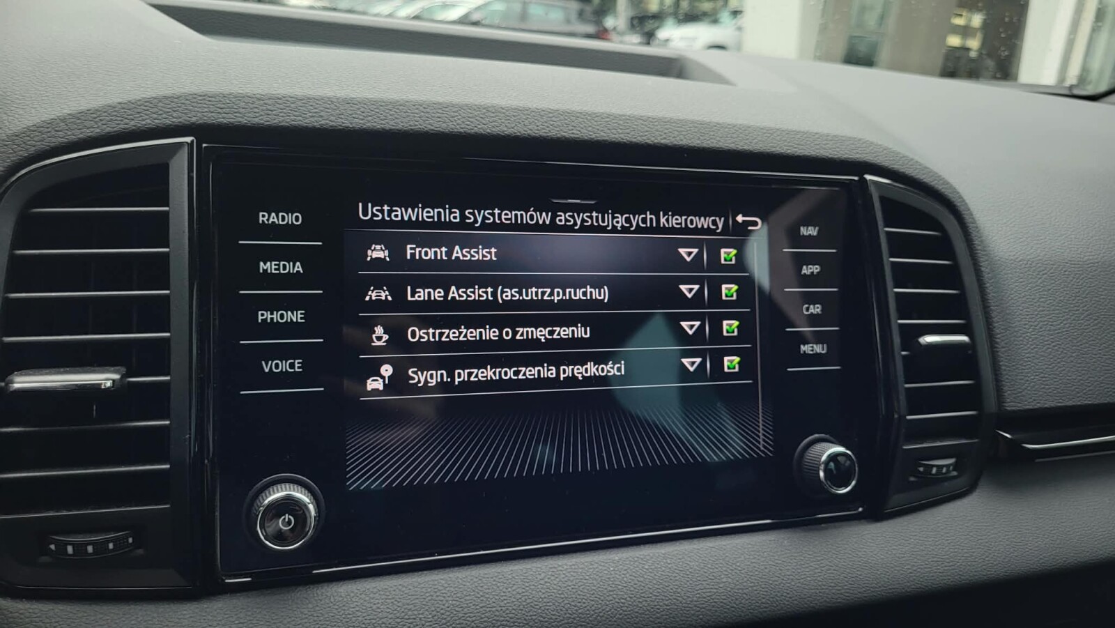 Škoda Karoq - zdjęcie 29
