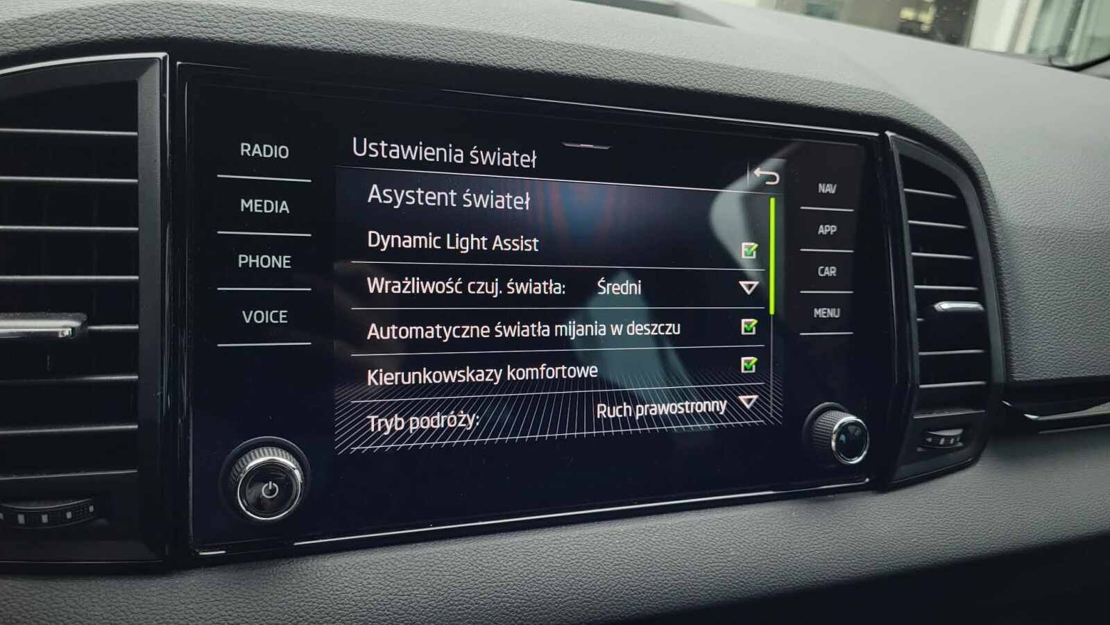 Škoda Karoq - zdjęcie 32