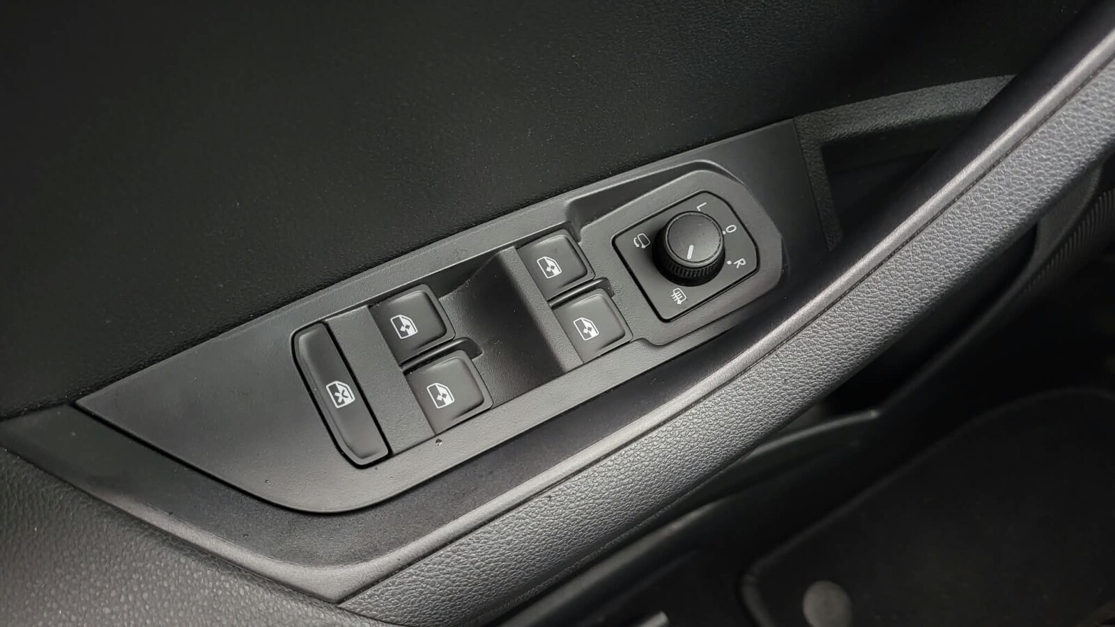 Škoda Karoq - zdjęcie 16