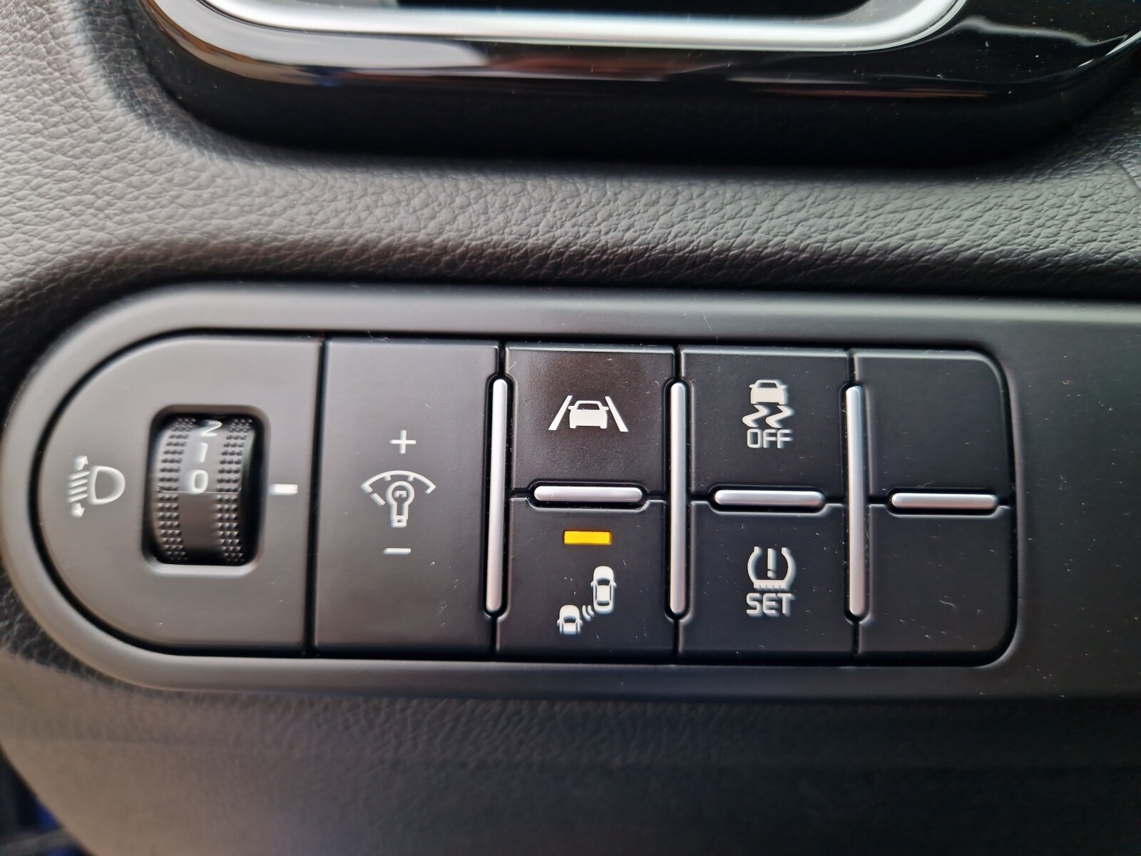 Kia Ceed - zdjęcie 15