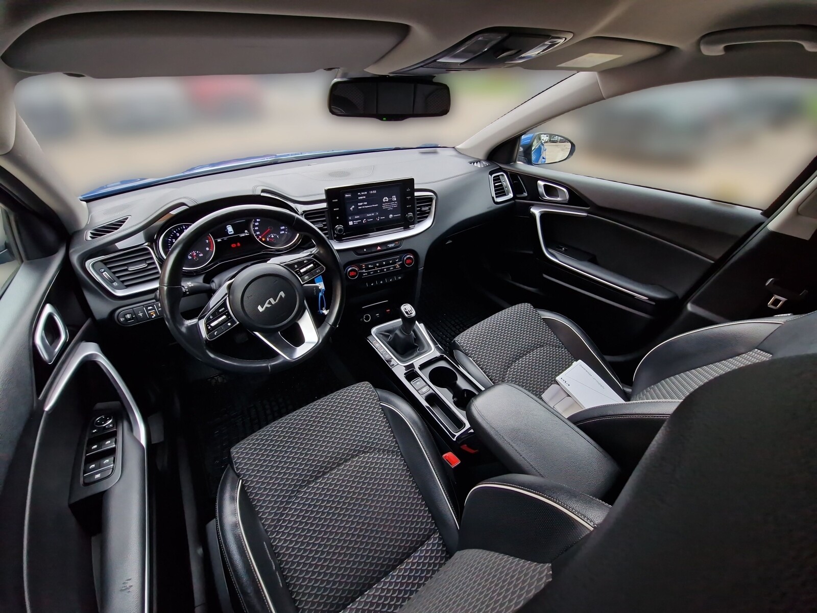 Kia Ceed - zdjęcie 9