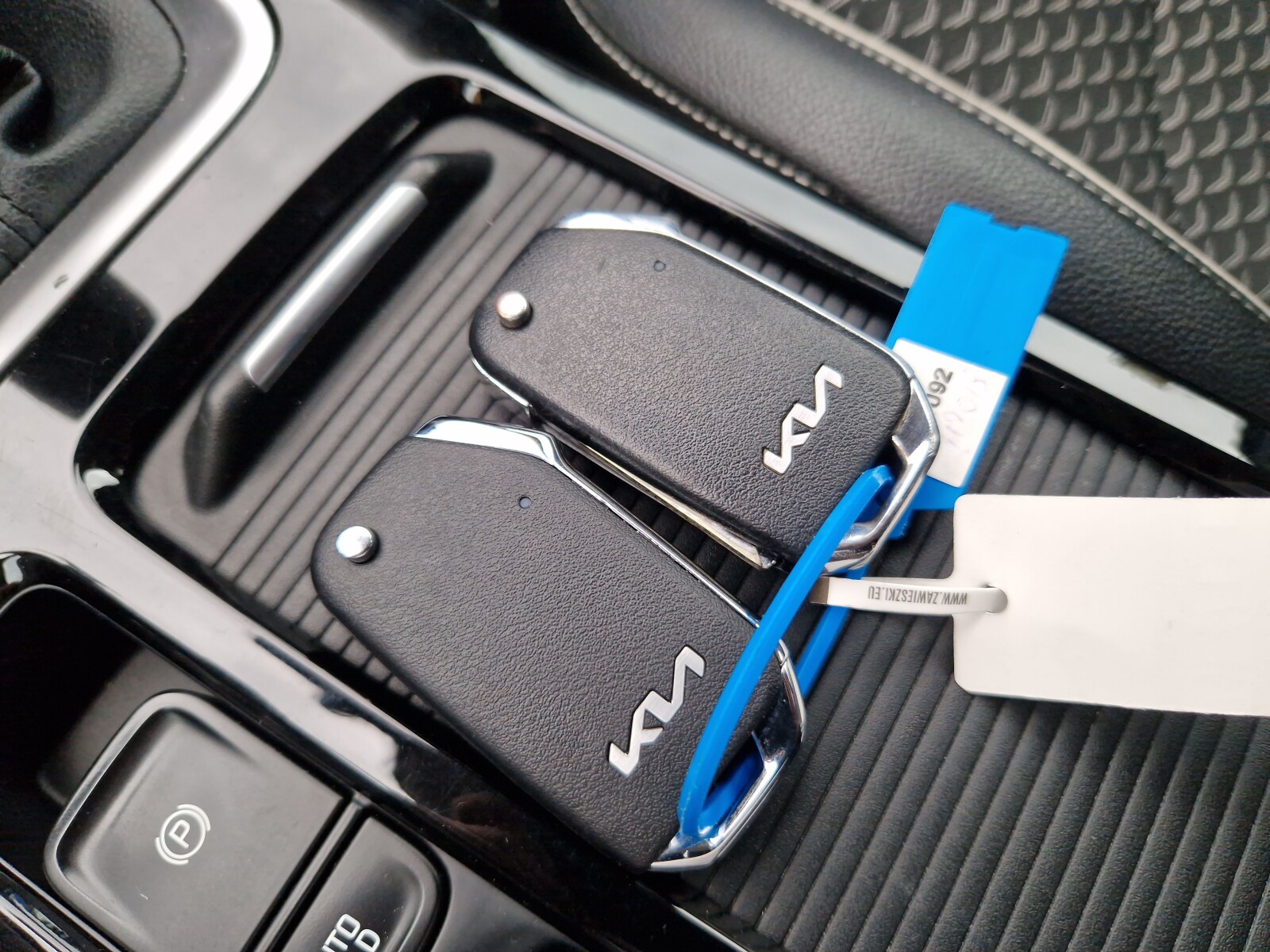 Kia Ceed - zdjęcie 25