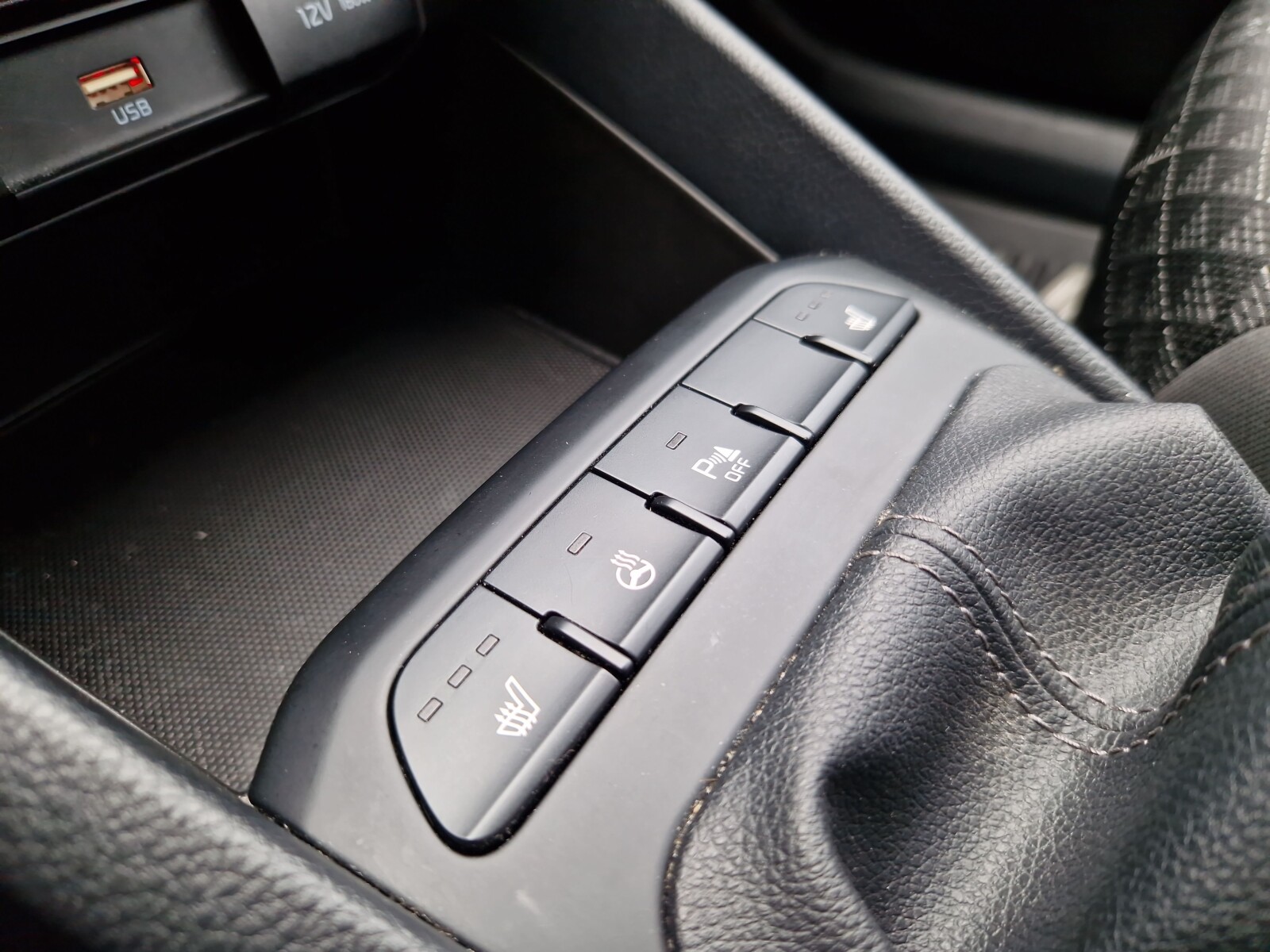 Kia Rio - zdjęcie 24