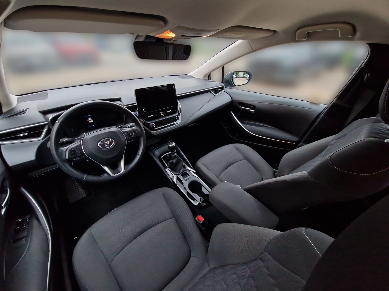 Toyota Corolla - zdjęcie 9