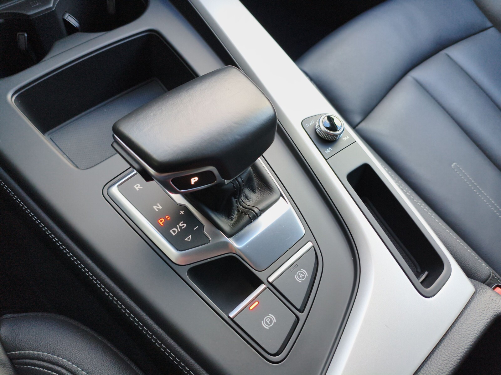 Audi A4 allroad quattro - zdjęcie 10
