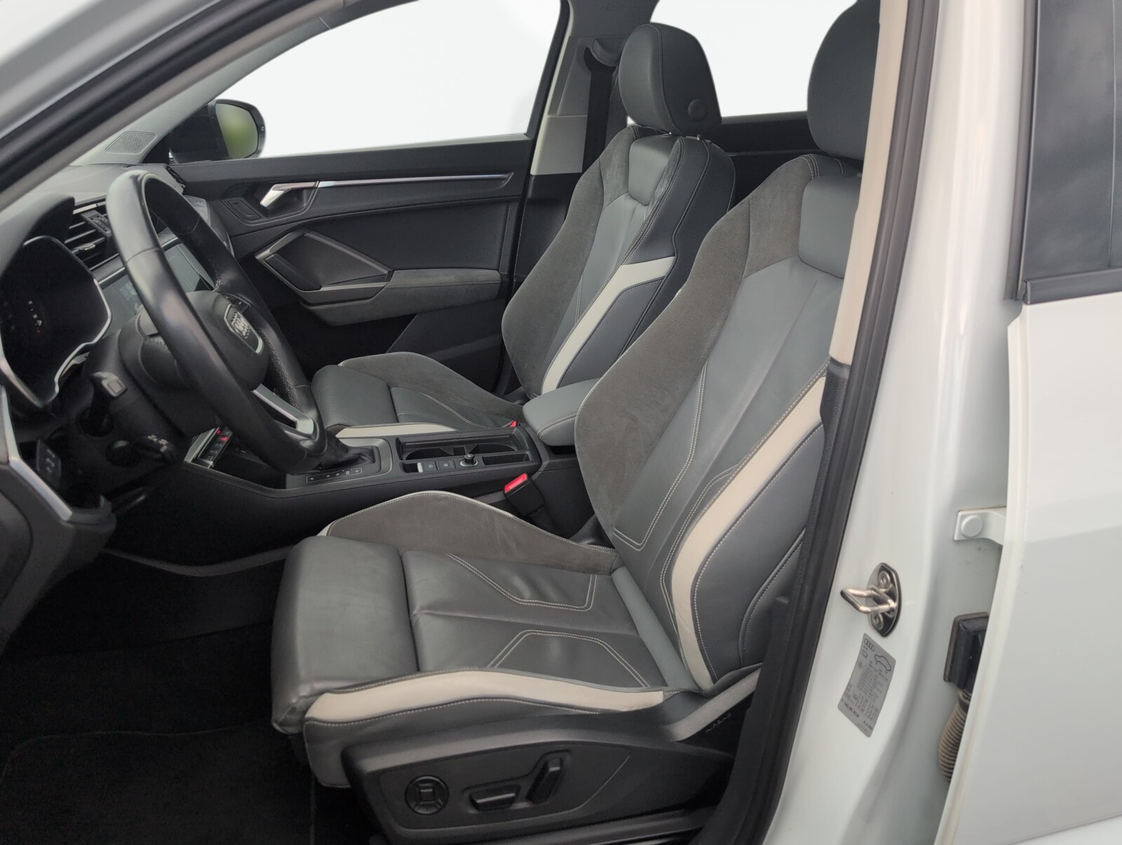 Audi Q3 - zdjęcie 15