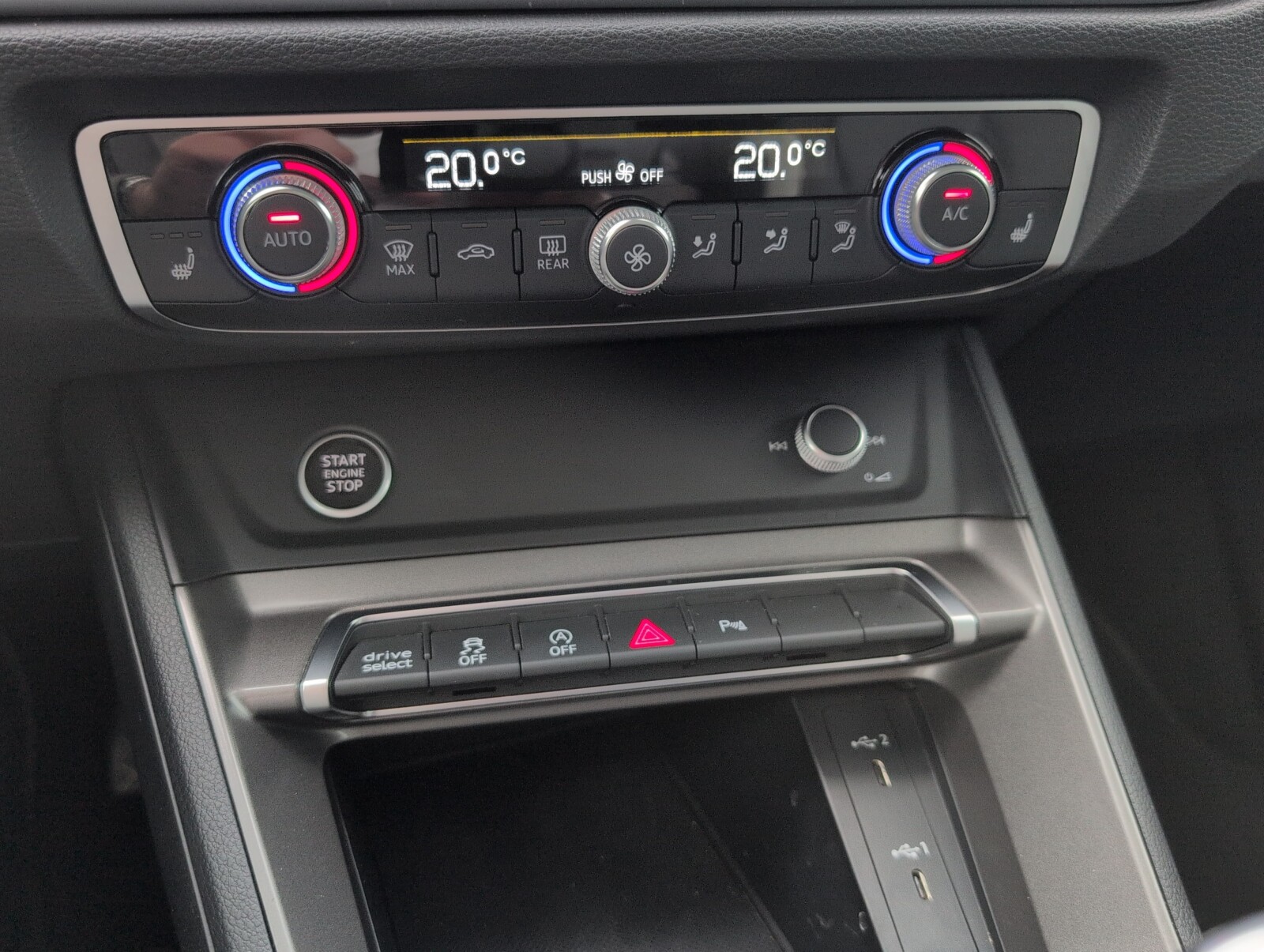 Audi Q3 - zdjęcie 35