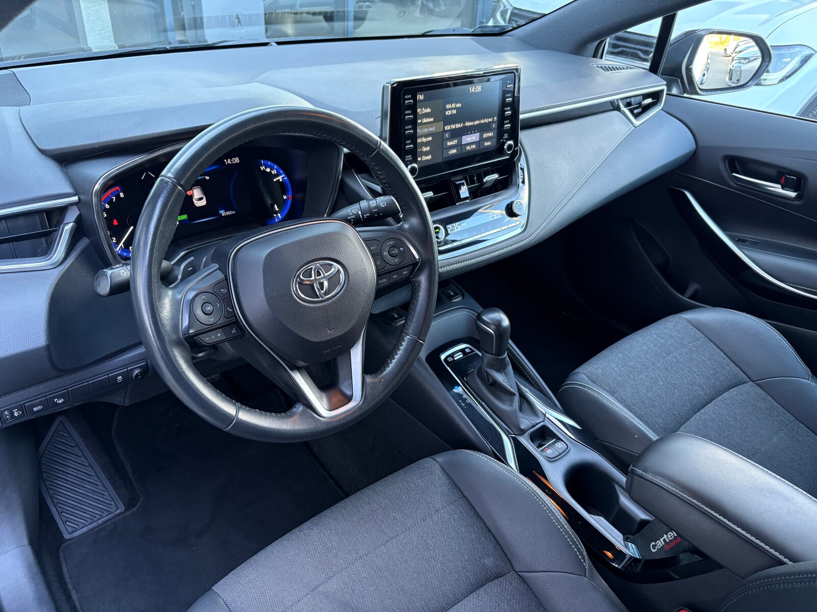Toyota Corolla - zdjęcie 11