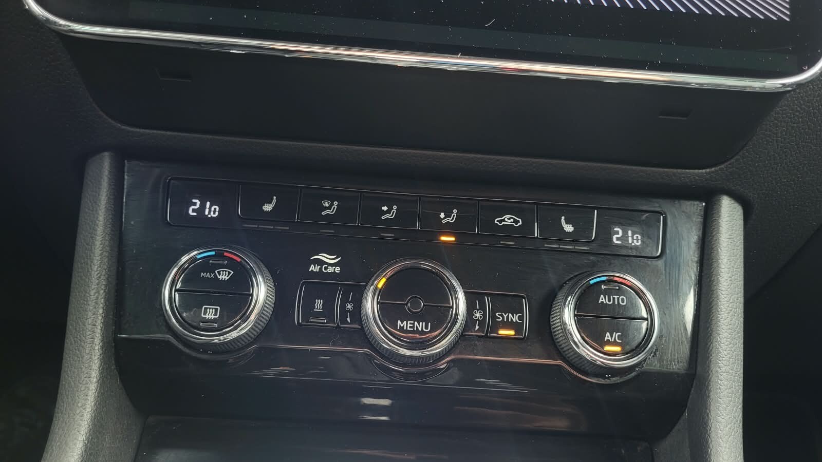 Škoda Superb - zdjęcie 23