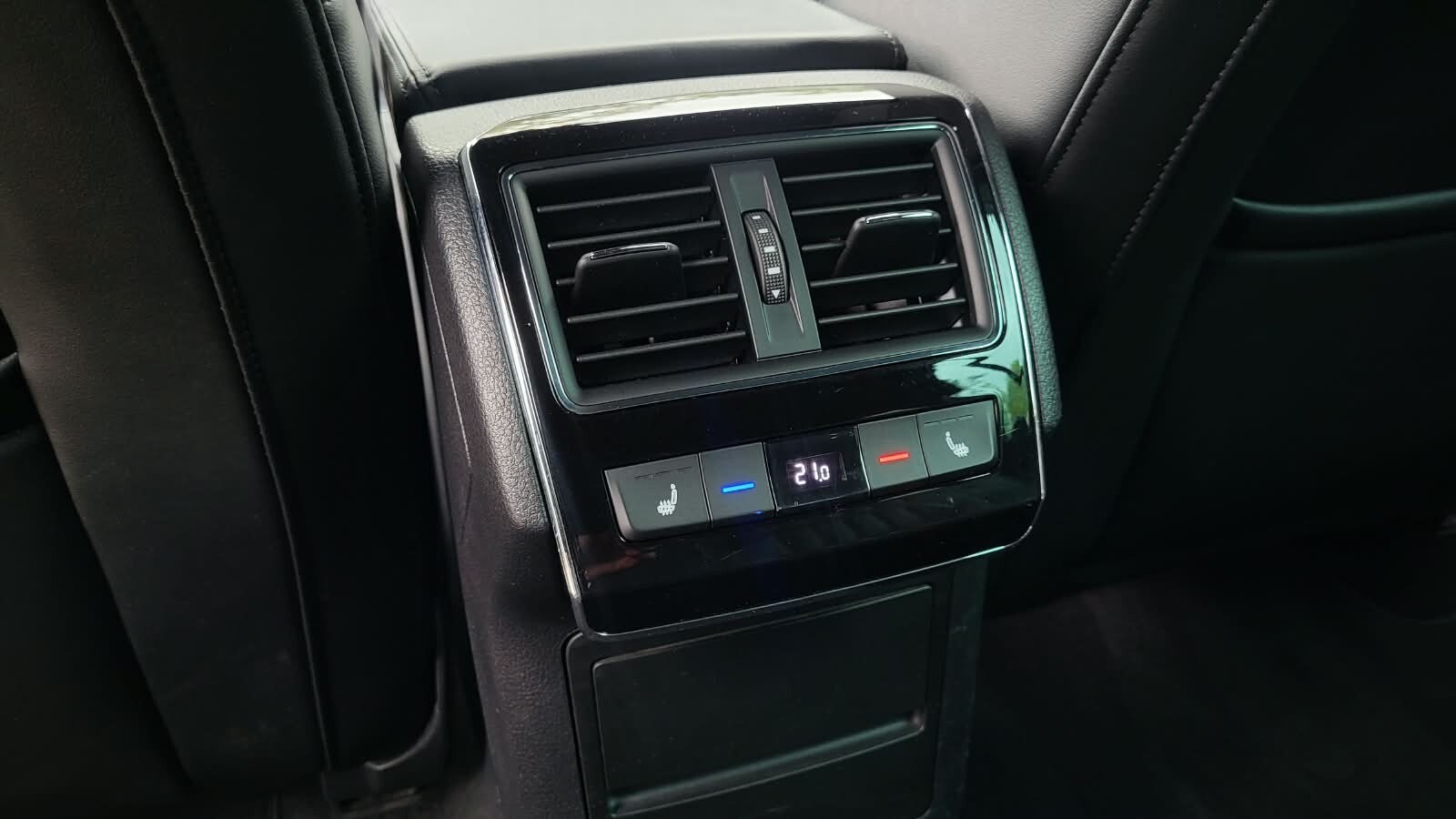 Škoda Superb - zdjęcie 13