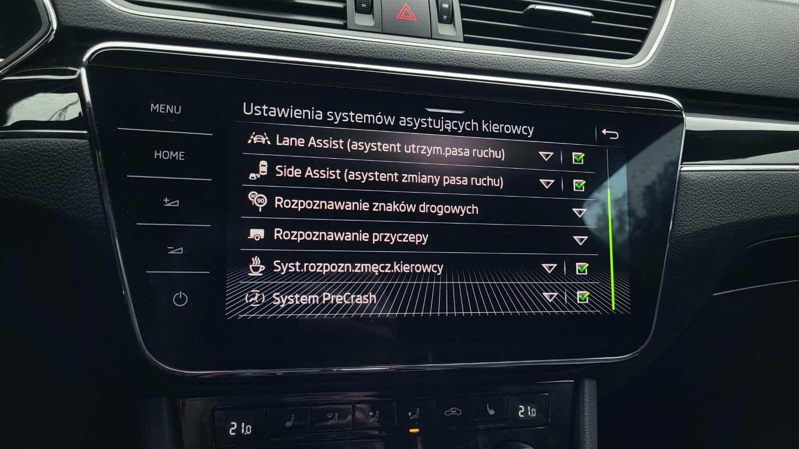 Škoda Superb - zdjęcie 32