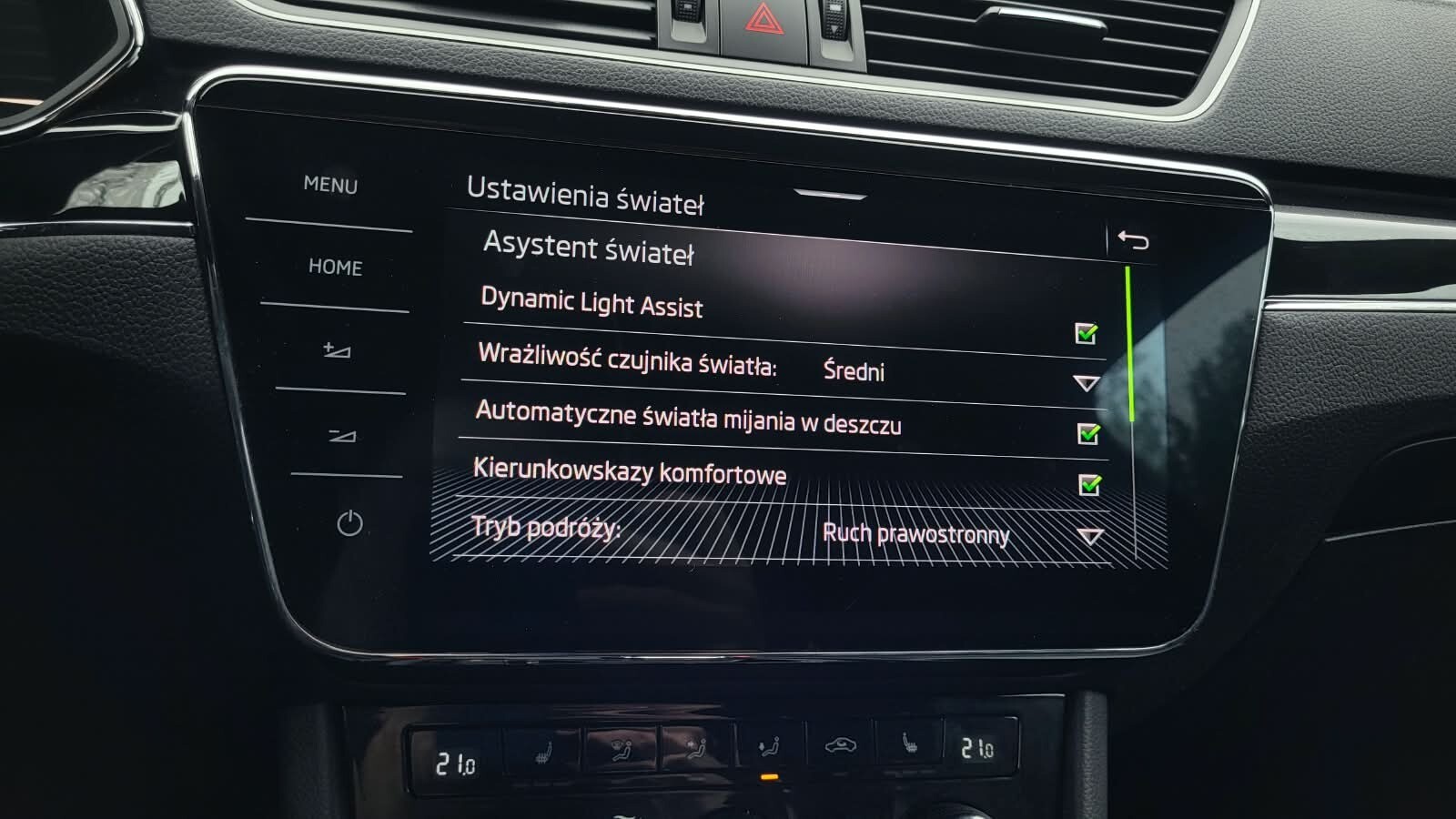 Škoda Superb - zdjęcie 33