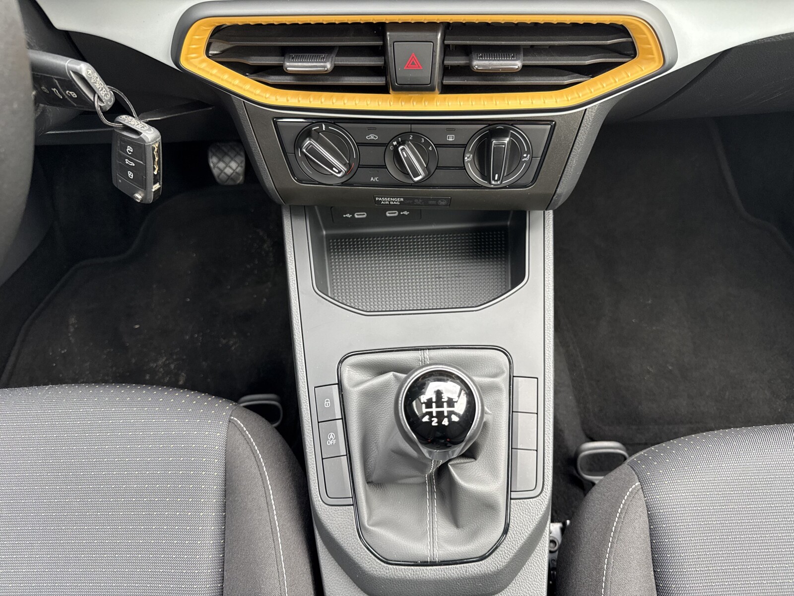 Seat Ibiza - zdjęcie 15