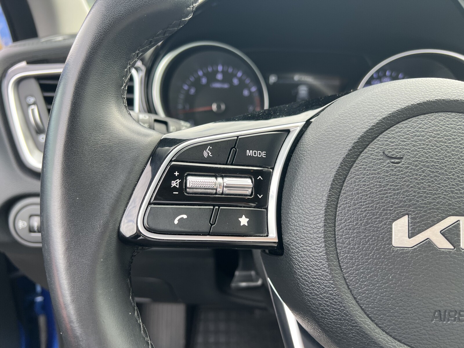 Kia XCeed - zdjęcie 15