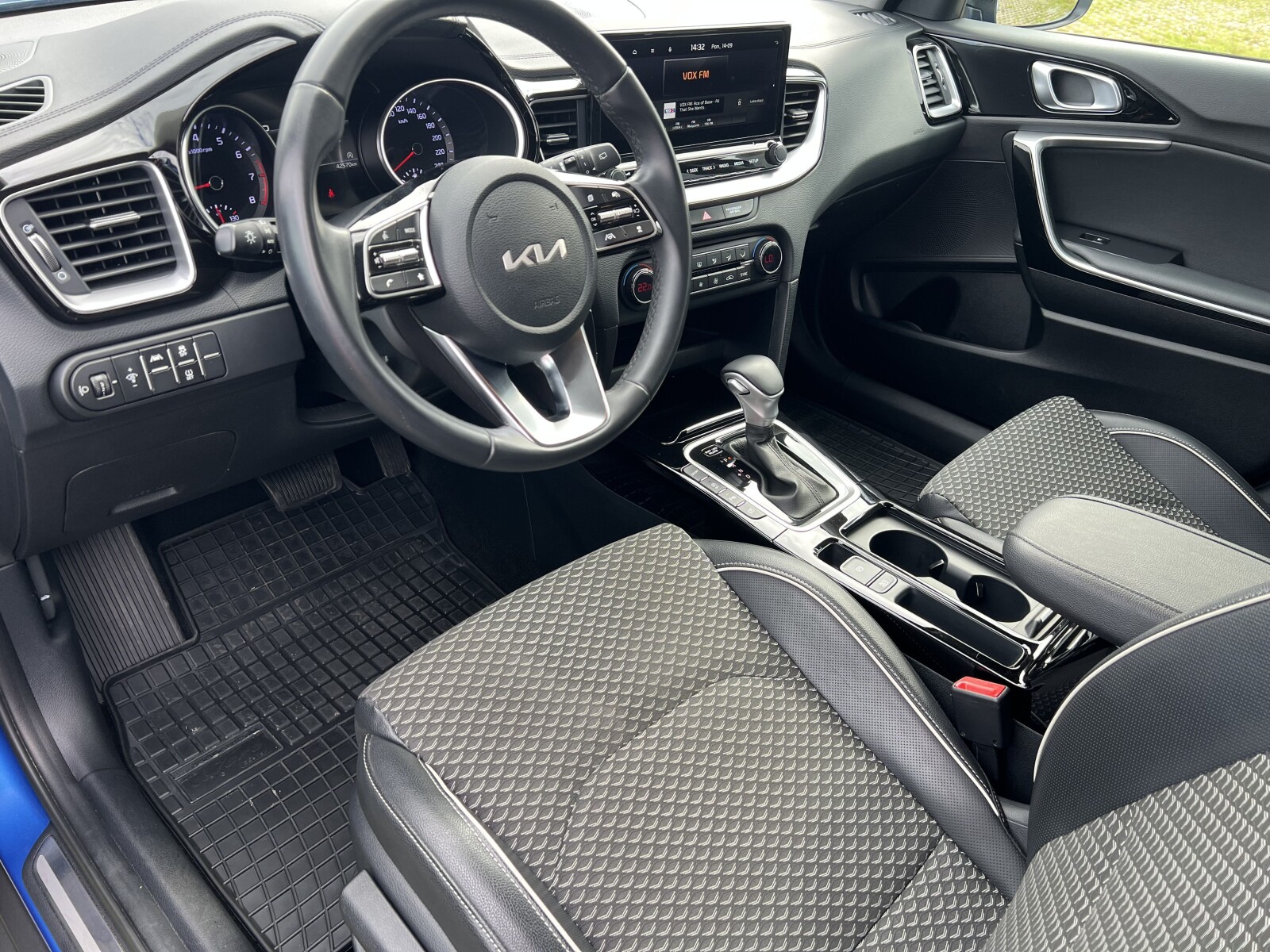 Kia XCeed - zdjęcie 10