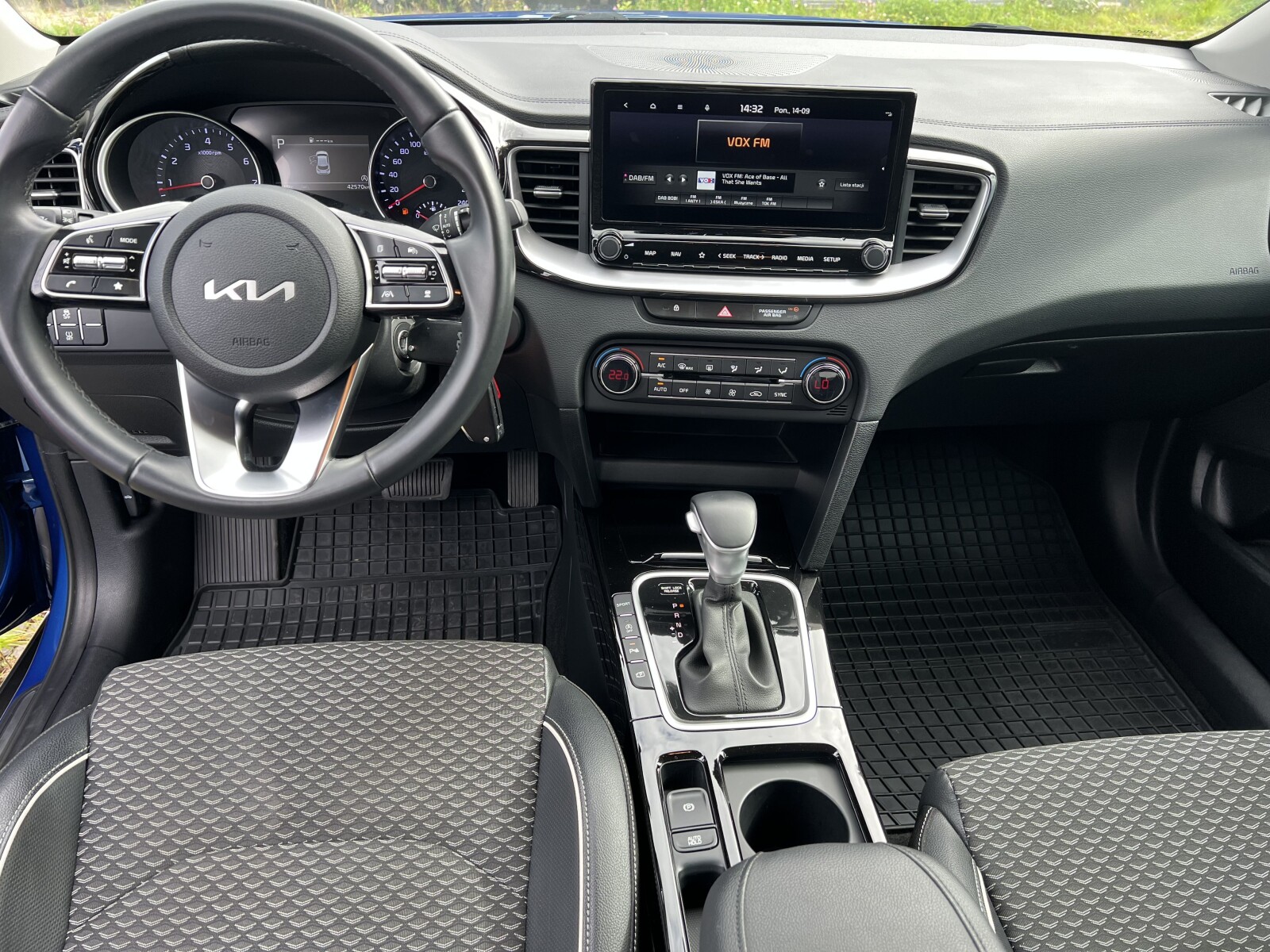 Kia XCeed - zdjęcie 9
