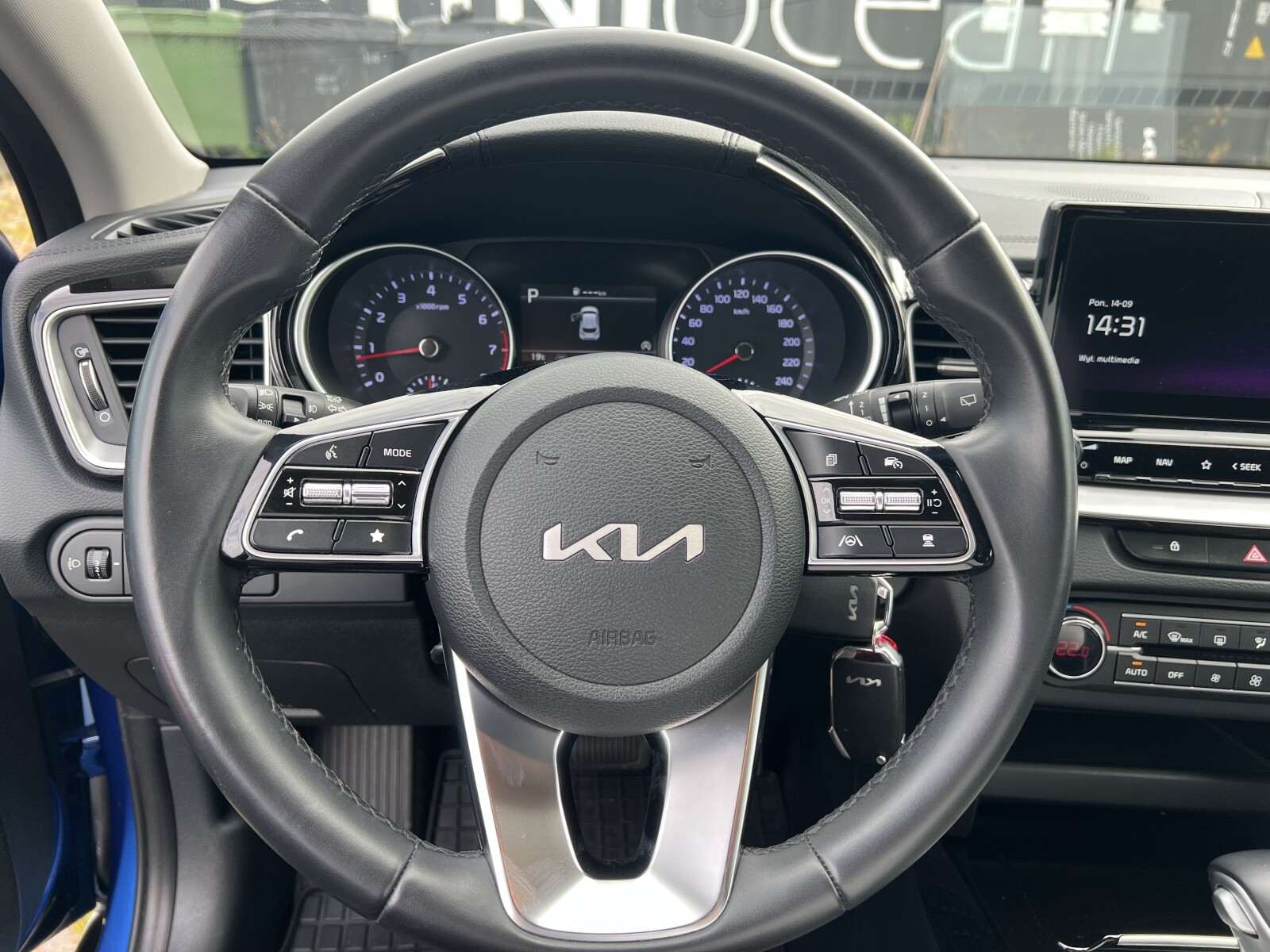 Kia XCeed - zdjęcie 14