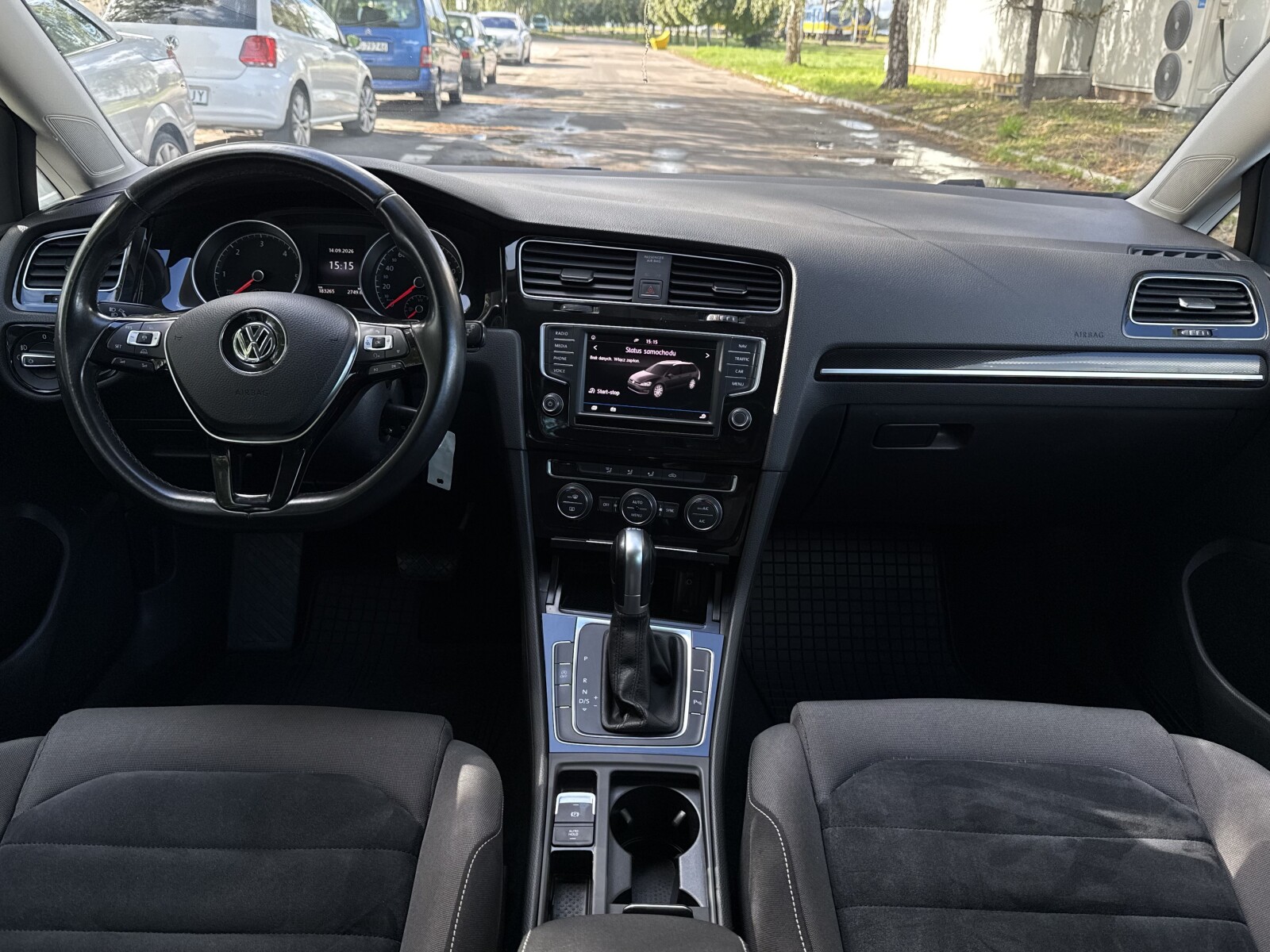 Volkswagen Golf - zdjęcie 9