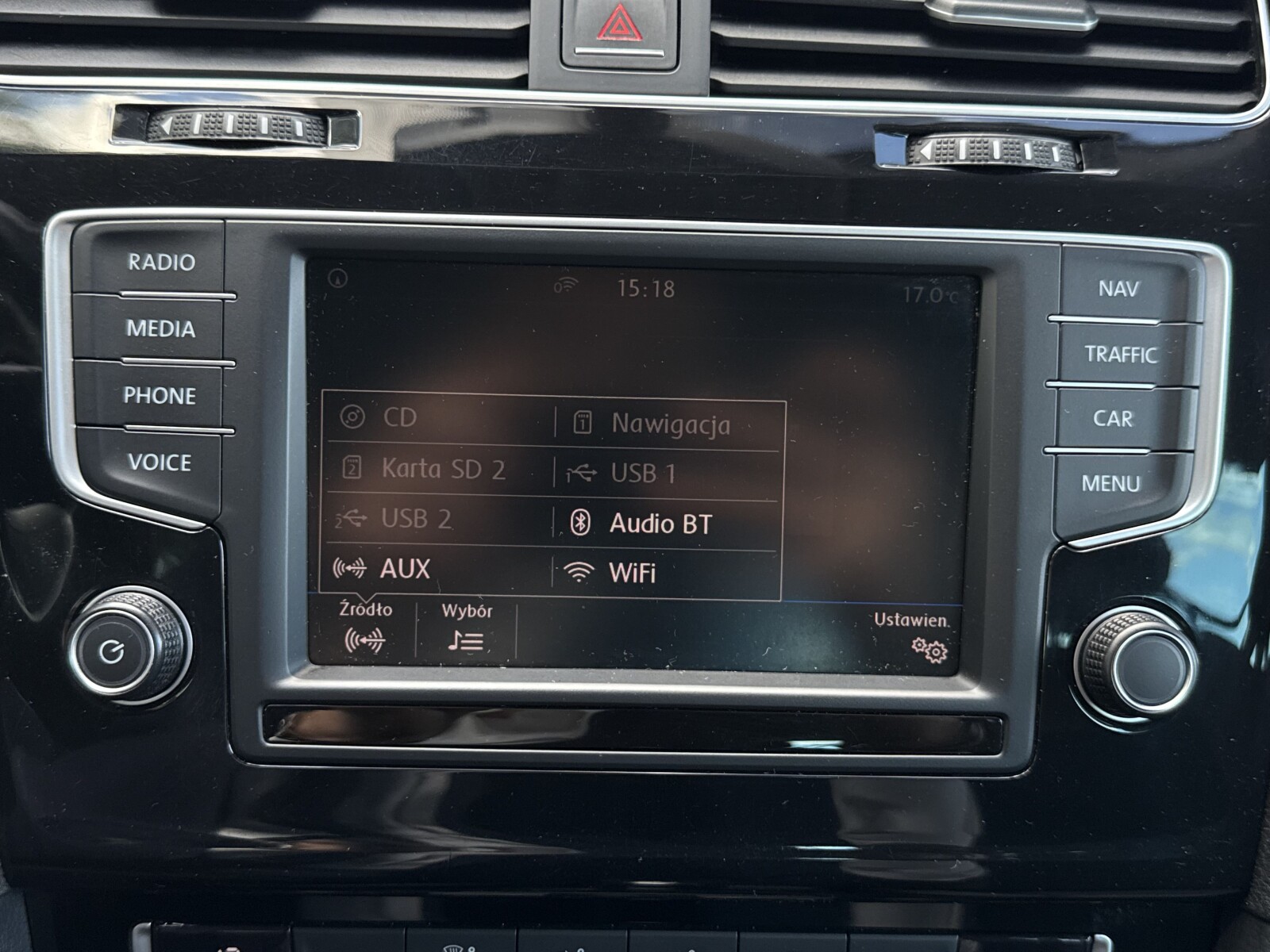 Volkswagen Golf - zdjęcie 29