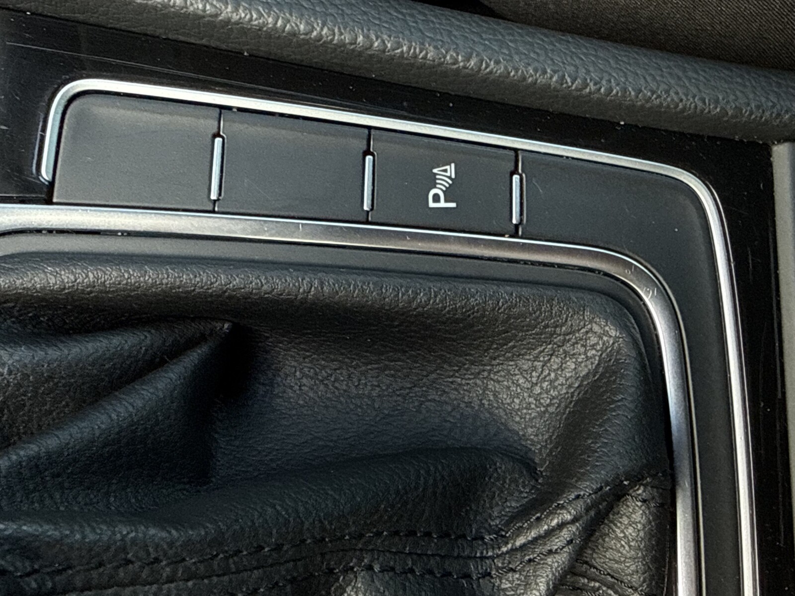 Volkswagen Golf - zdjęcie 20